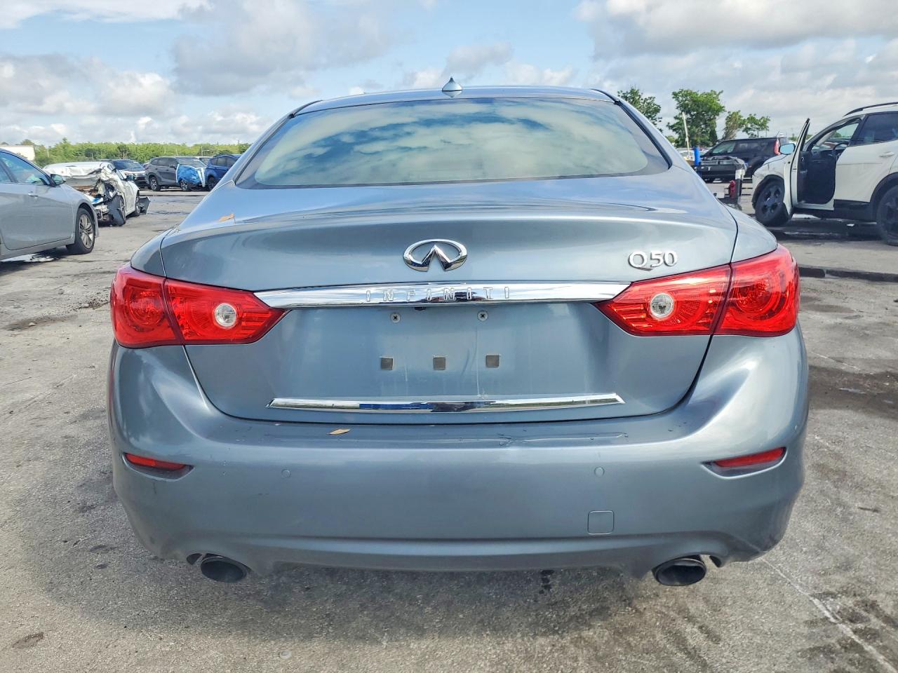 INFINITI Q50 3.0t Premium