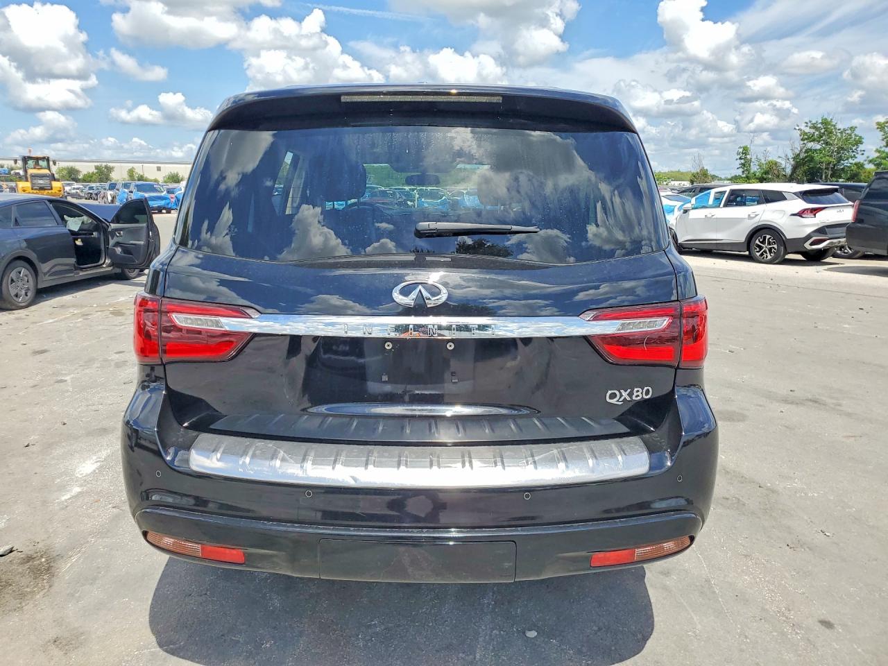 INFINITI Qx Base