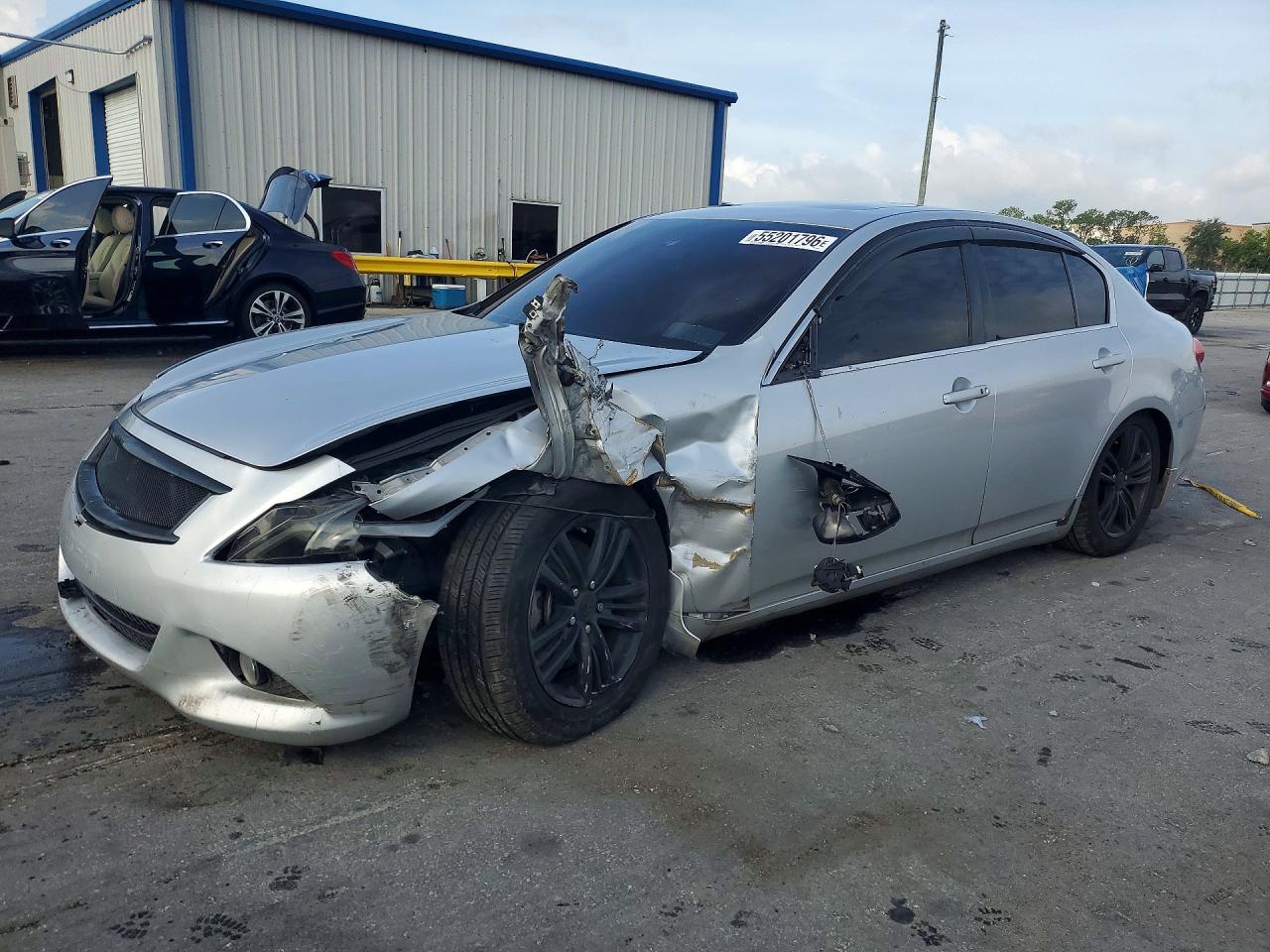 Salvage INFINITI G37 Image