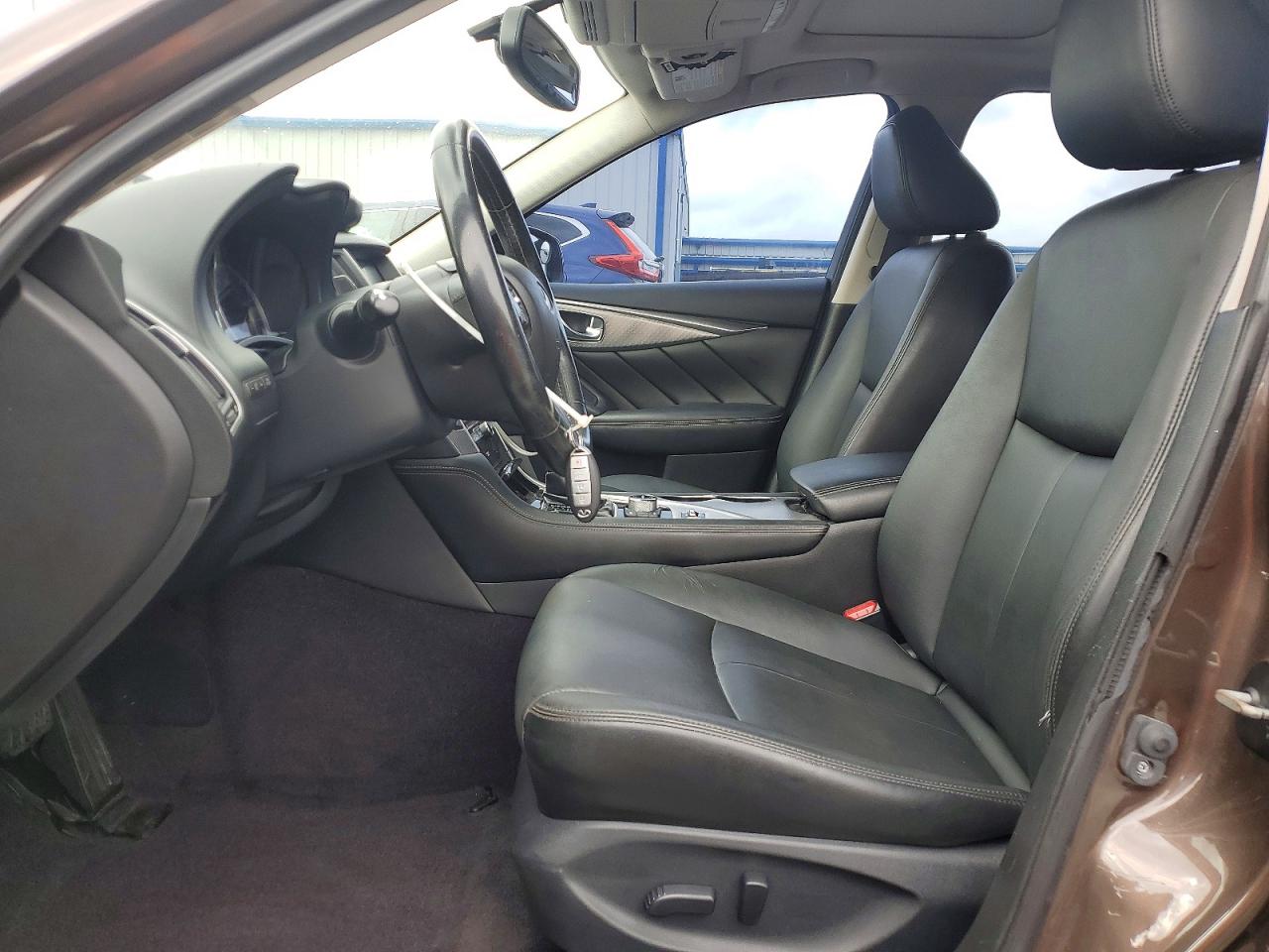 INFINITI Q50 2.0t Premium