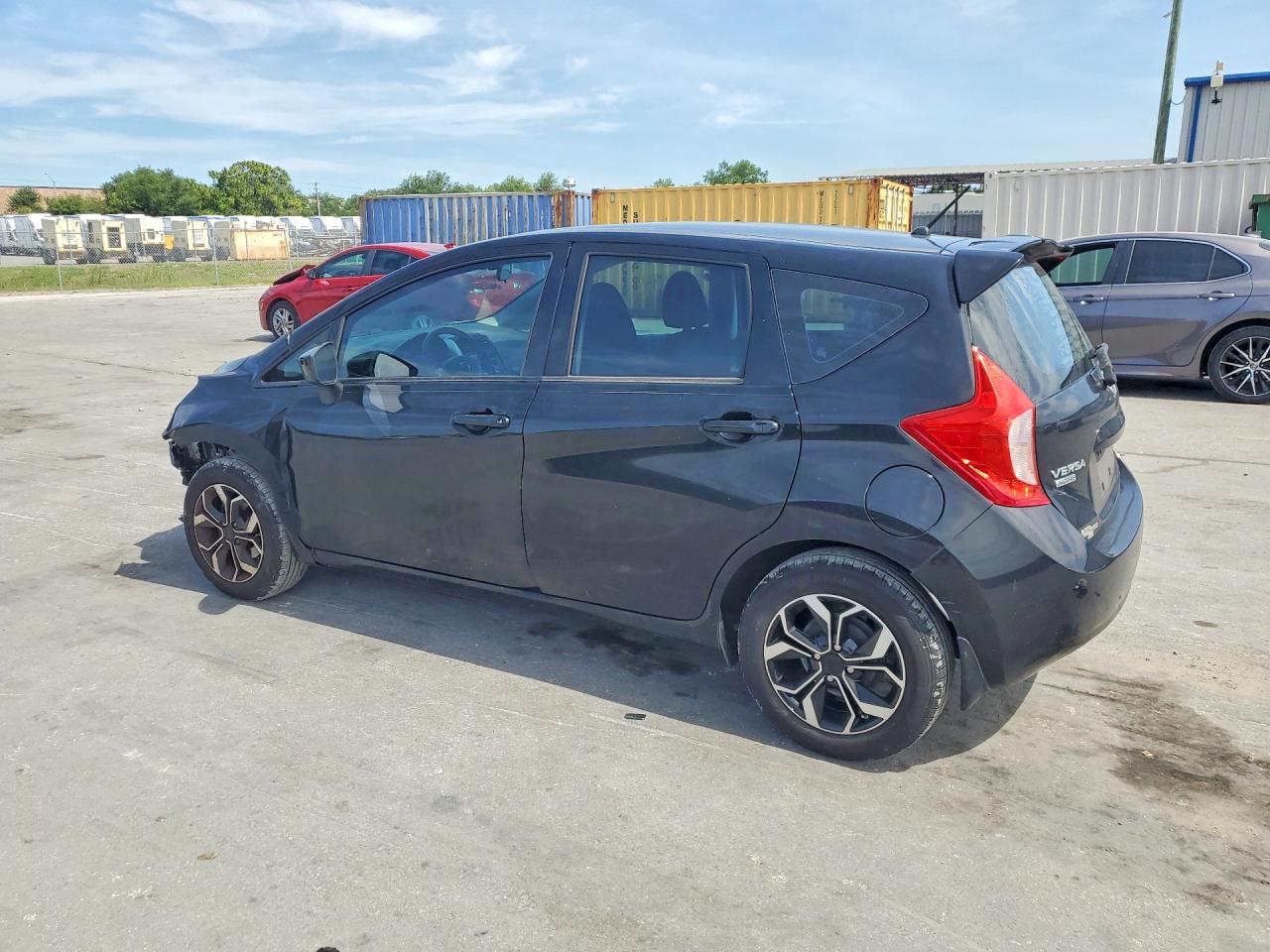 Nissan Versa Sv