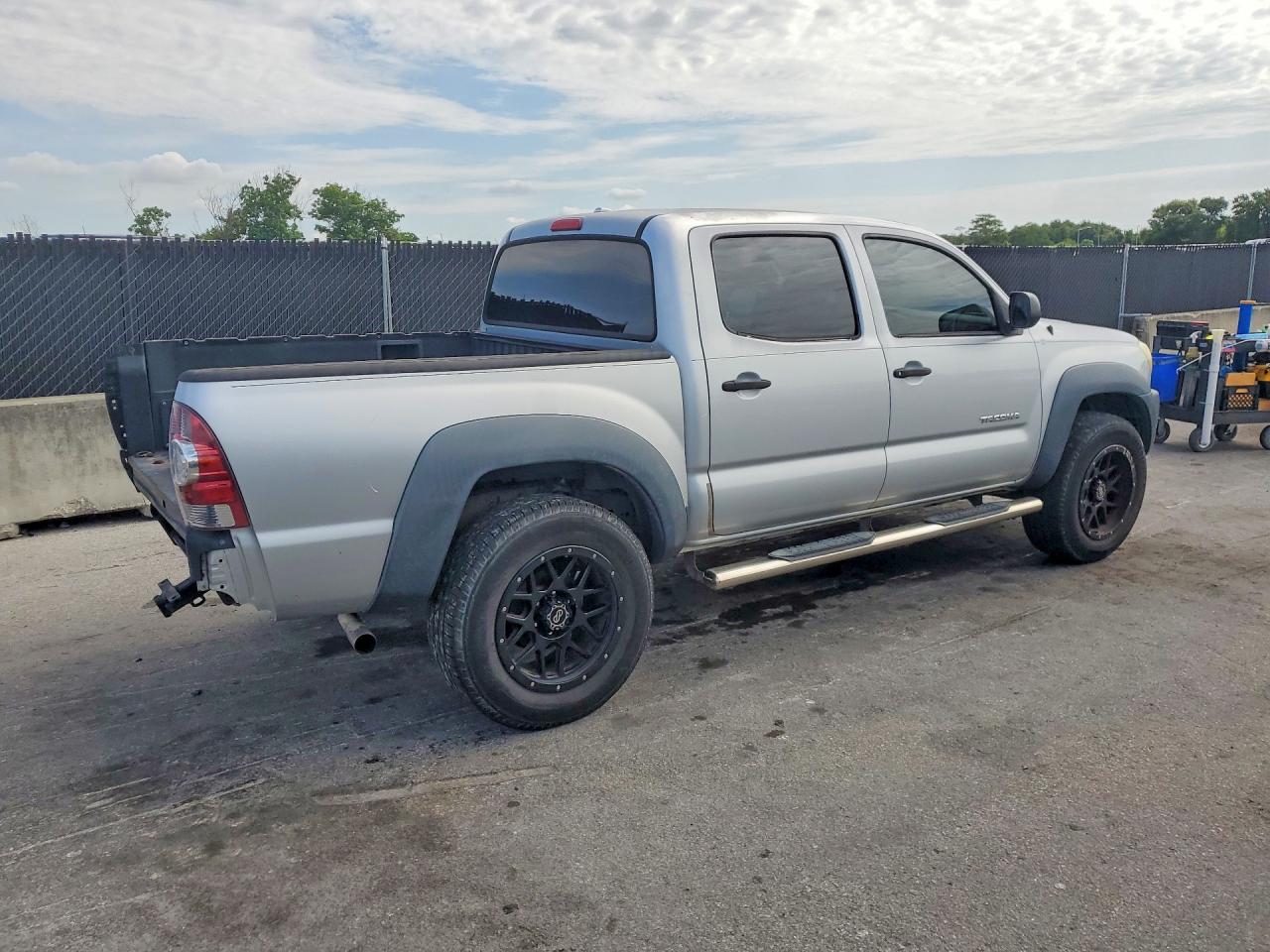 Toyota Tacoma Double Cab Prerunner