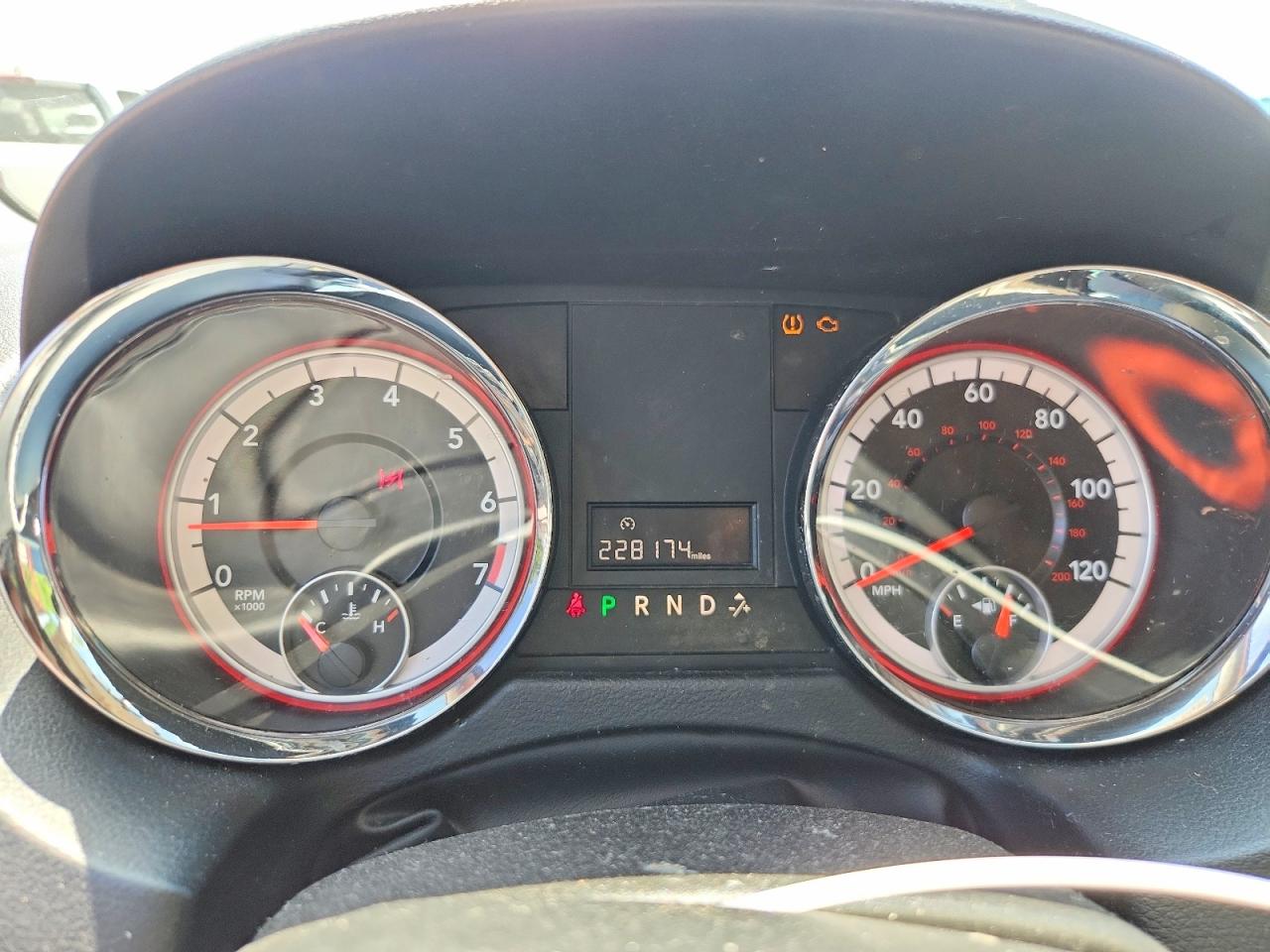 Dodge Caravan Sxt