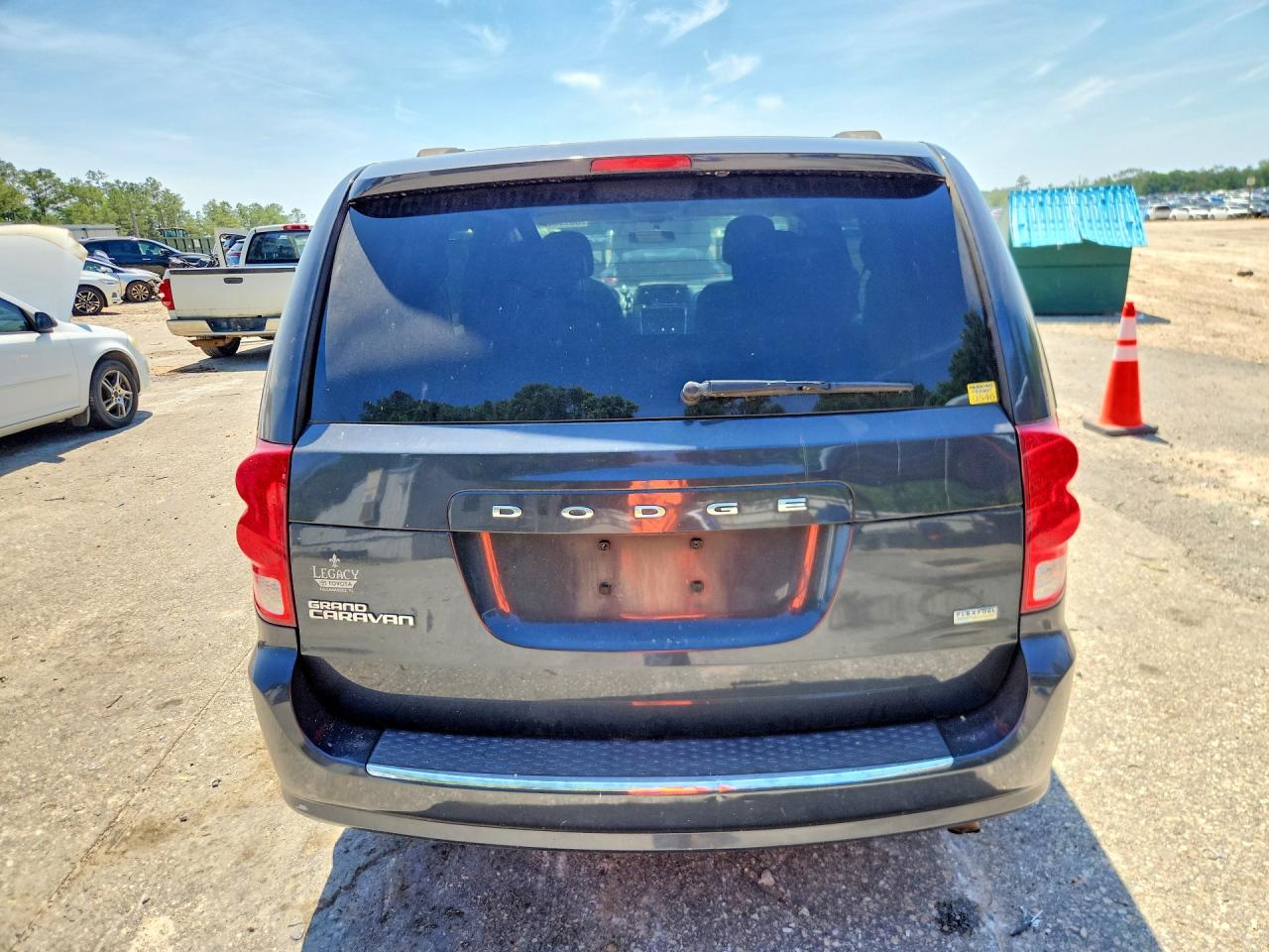 Dodge Caravan Sxt