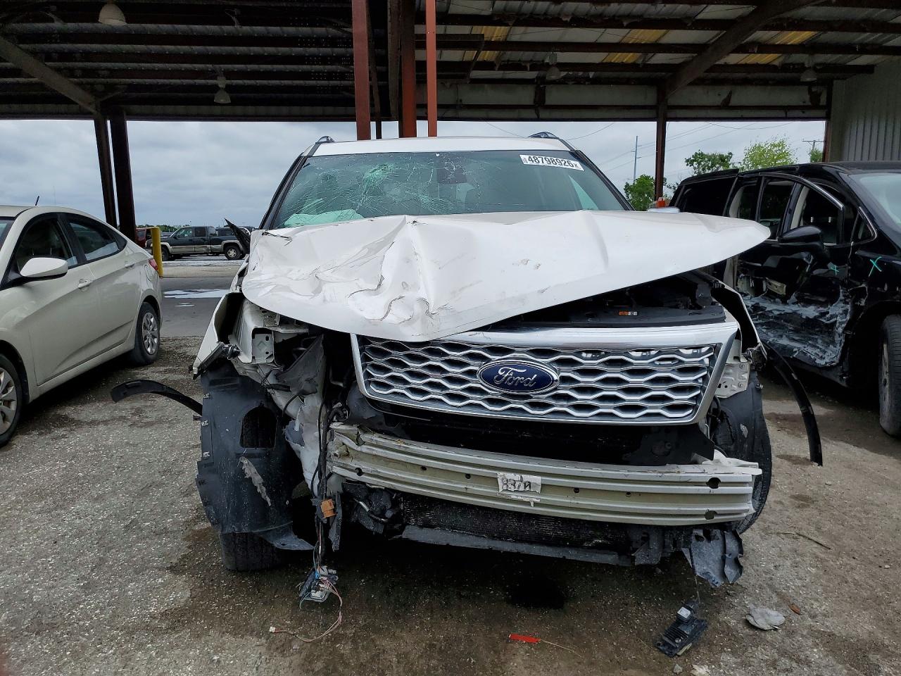 Ford Explorer Platinum