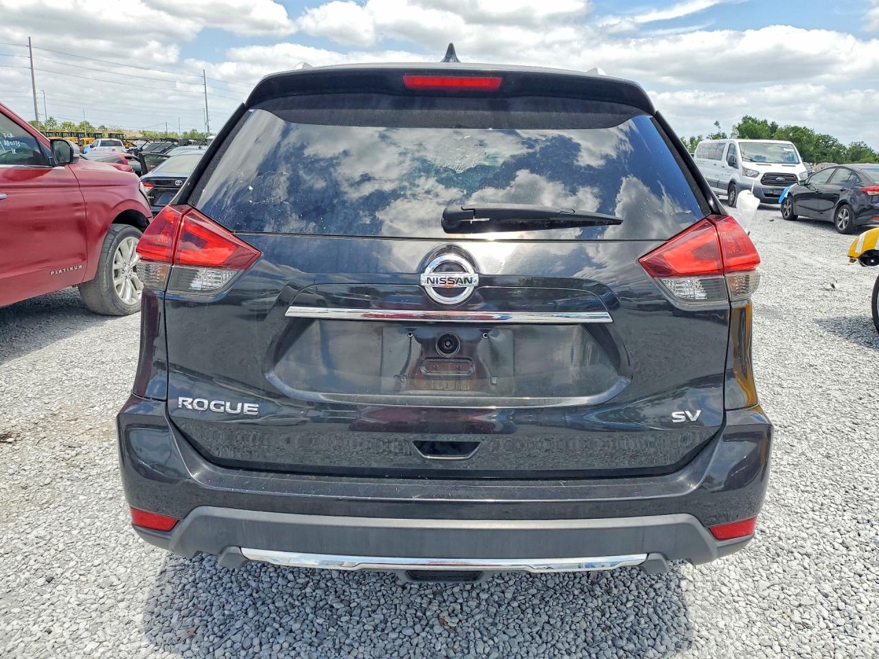 Nissan Rogue Sv