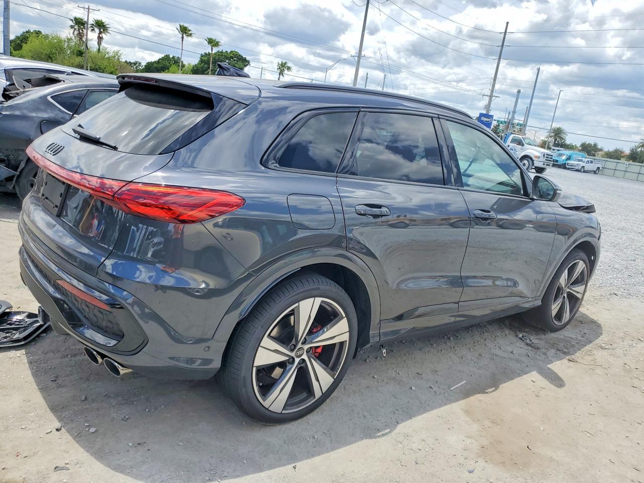 Audi Sq Premium Plus