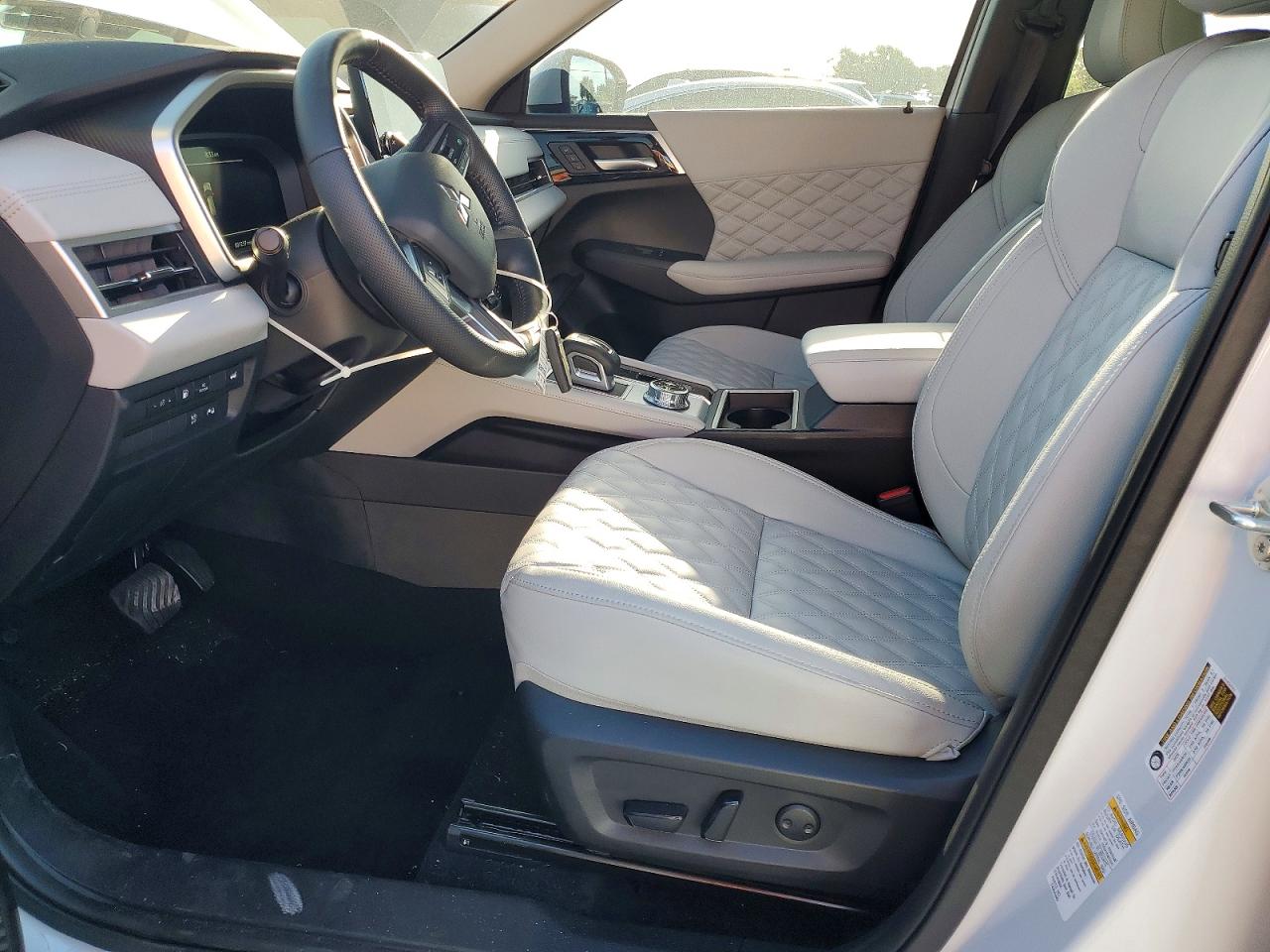 Mitsubishi Outlander Sel