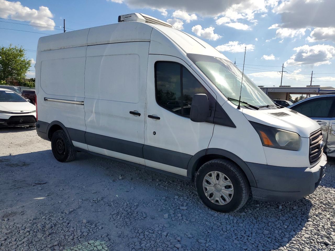 Ford Transit T-250