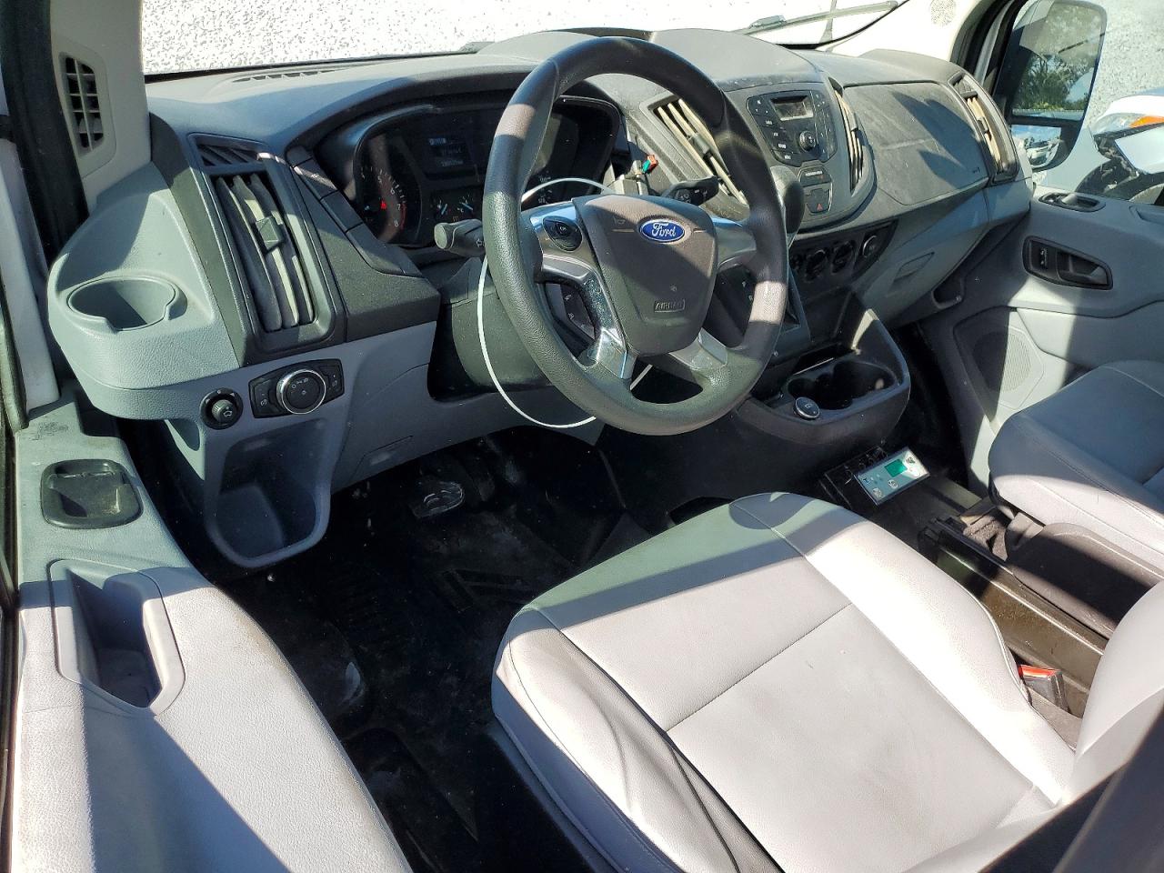 Ford Transit T-250