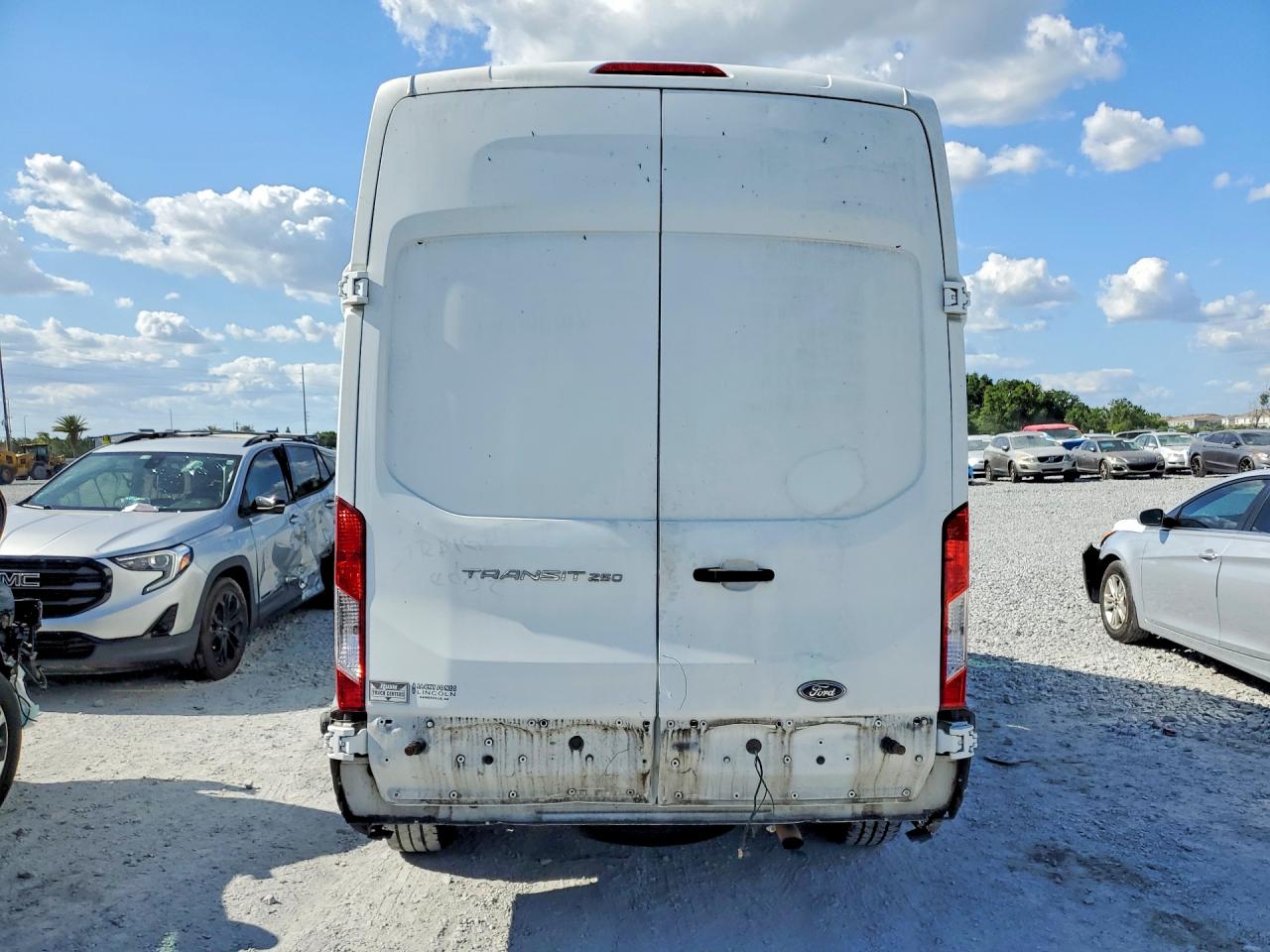 Ford Transit T-250