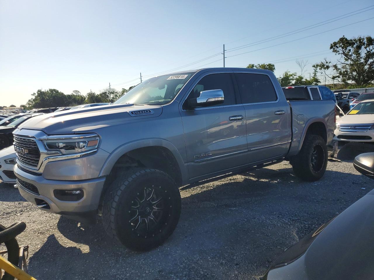 Salvage Ram 1500 Image