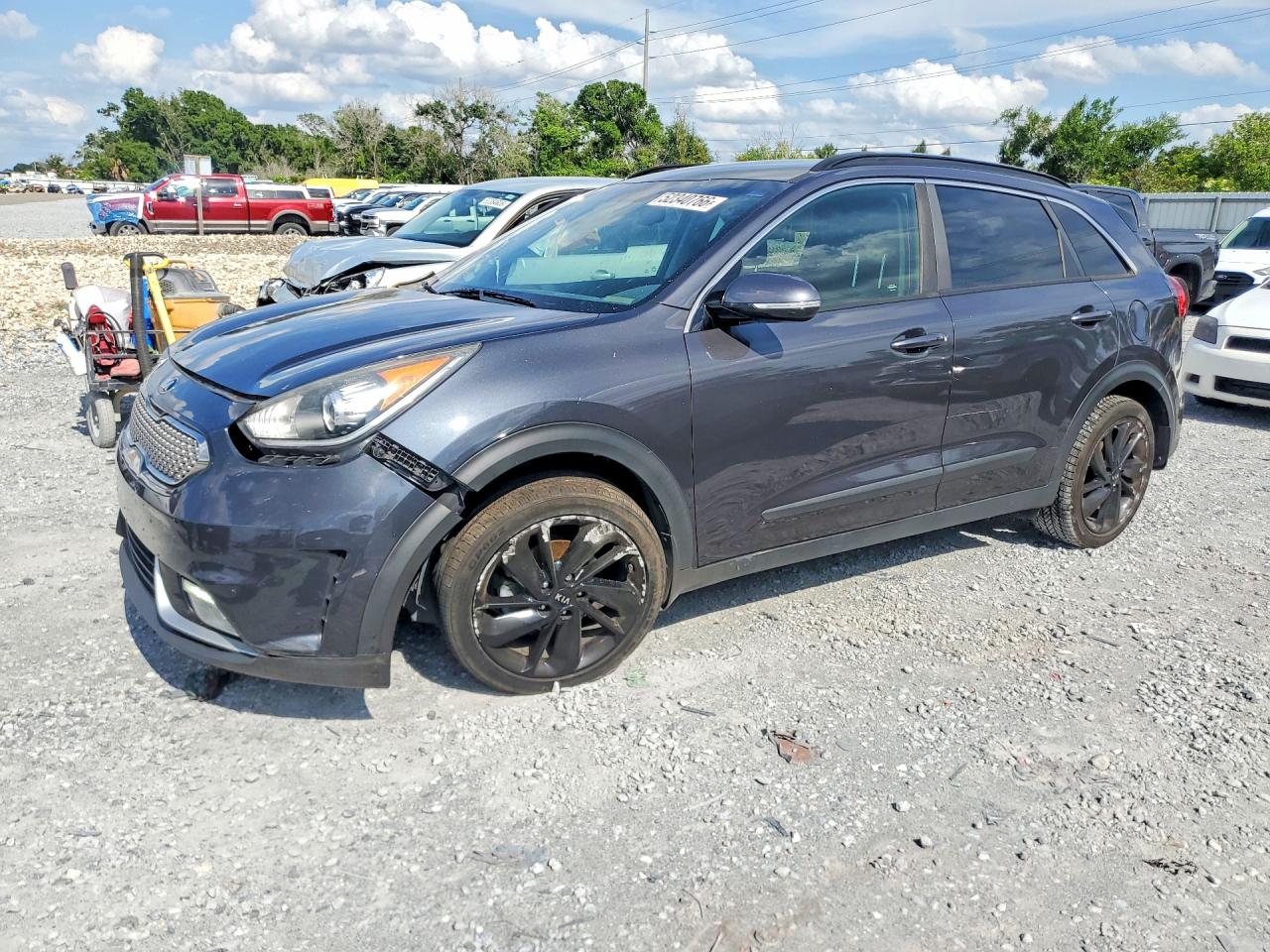 Salvage Kia Niro Image