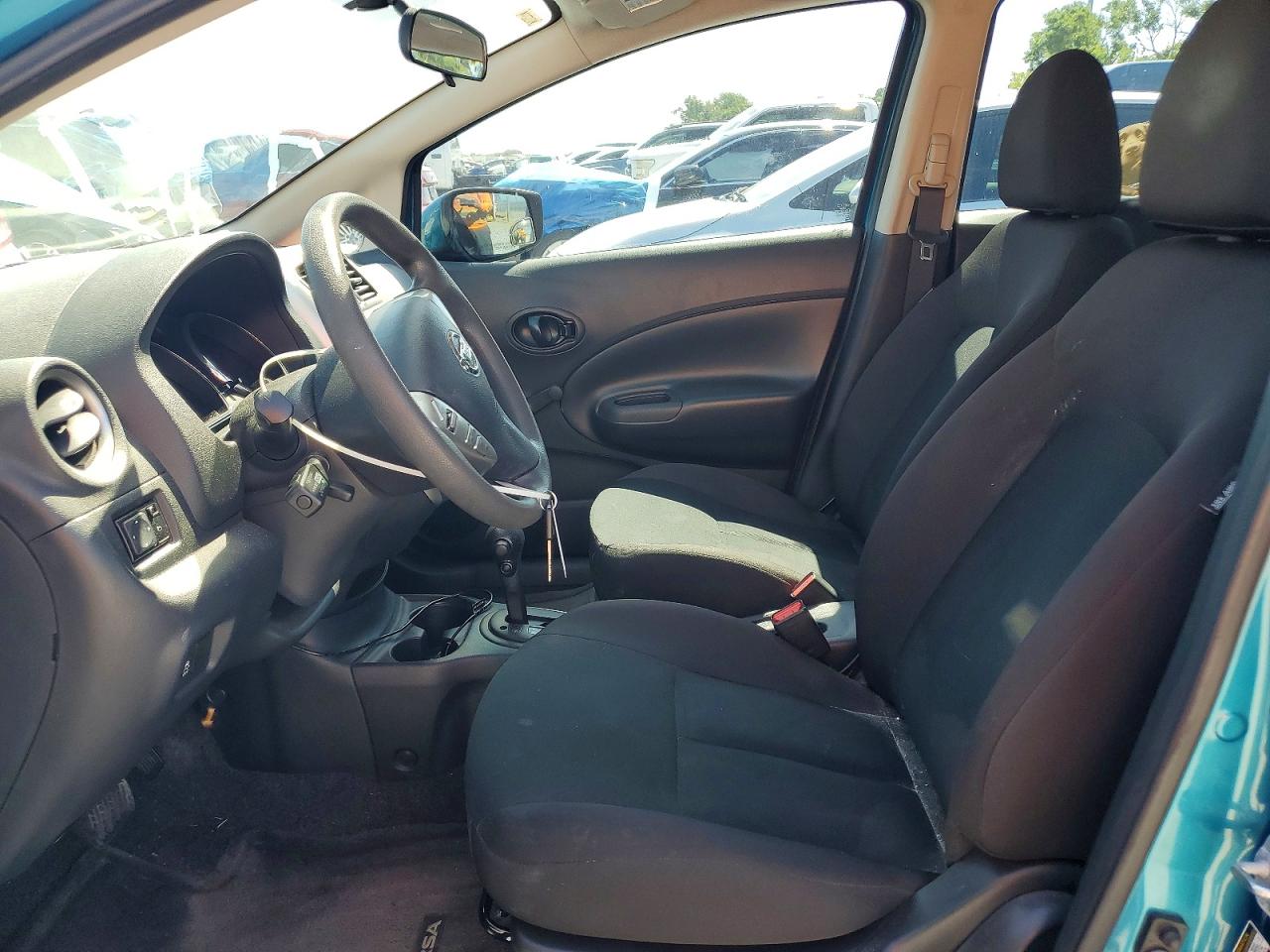 Nissan Versa S Plus