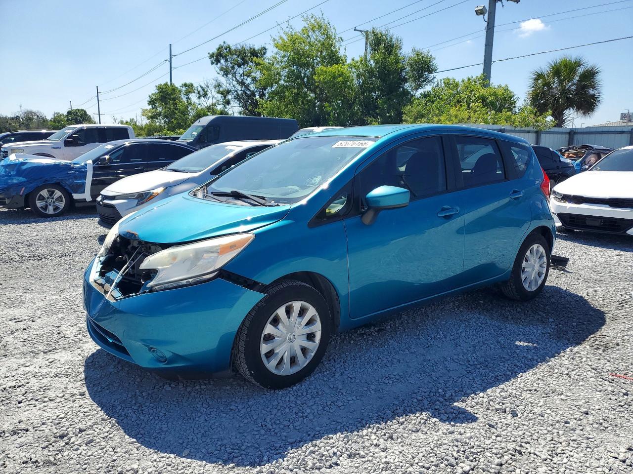 Salvage Nissan Versa Image