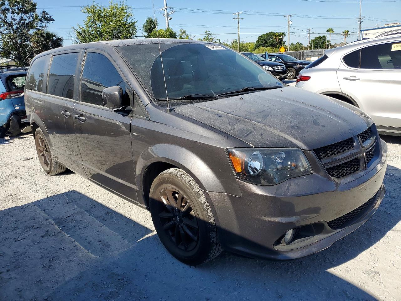 Dodge Caravan Gt
