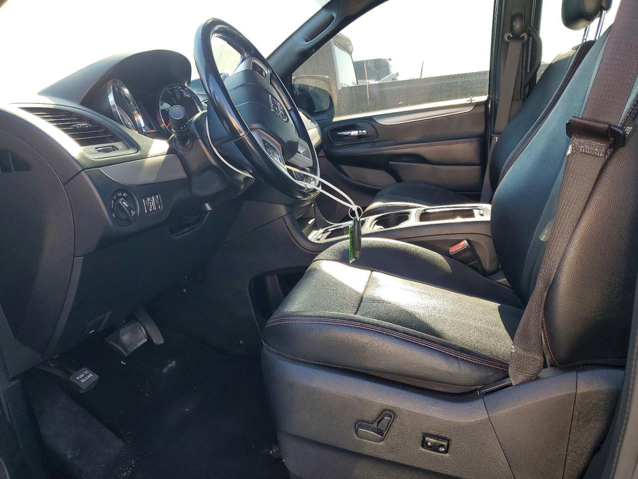 Dodge Caravan Gt