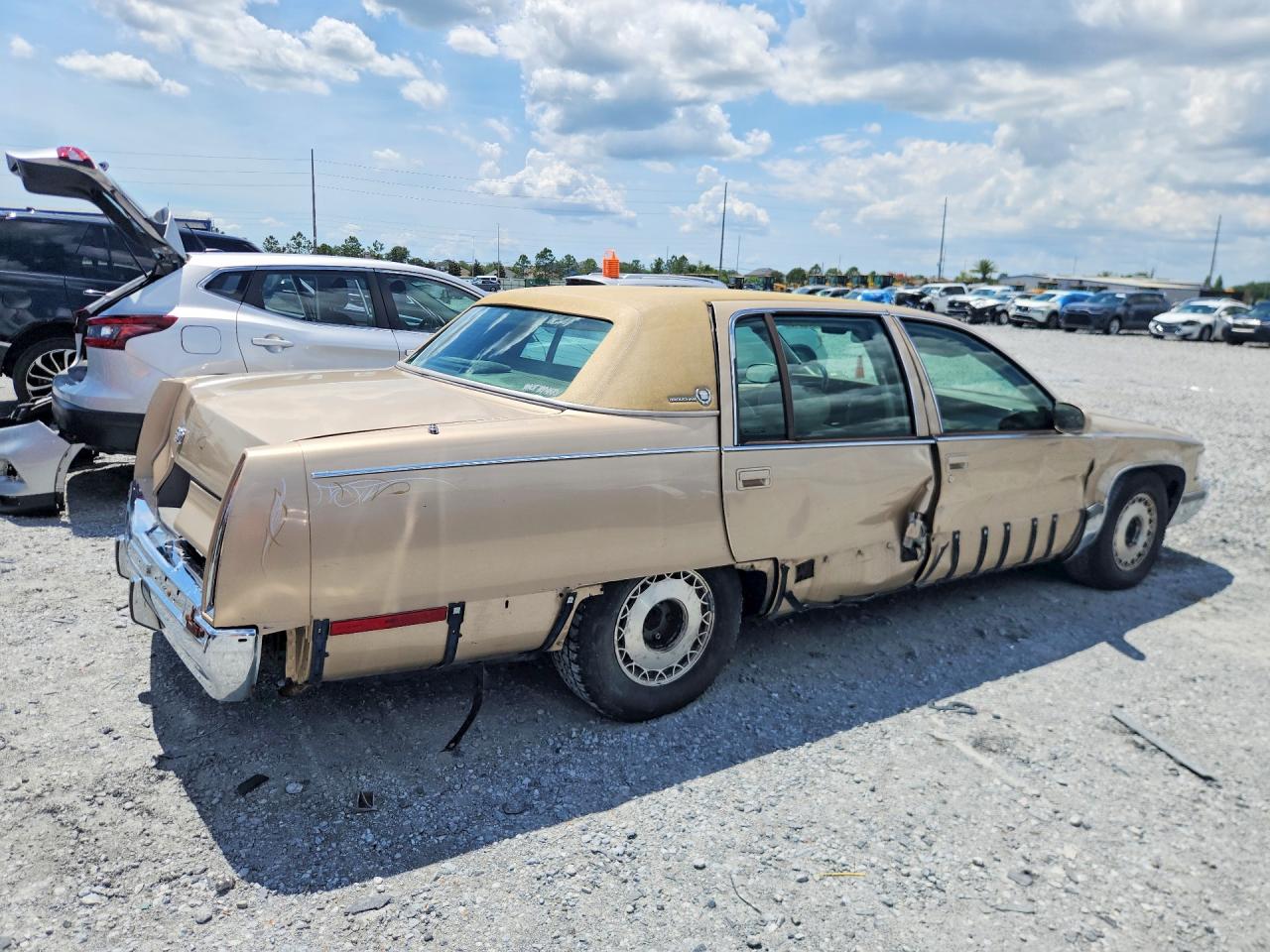 Cadillac Fleetwood Base