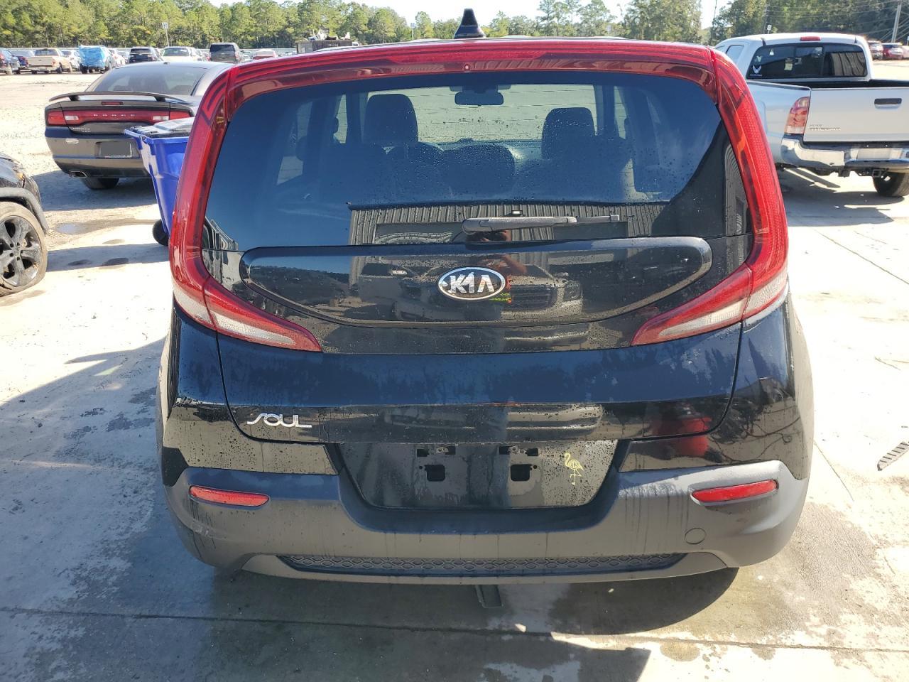 Kia Soul Lx