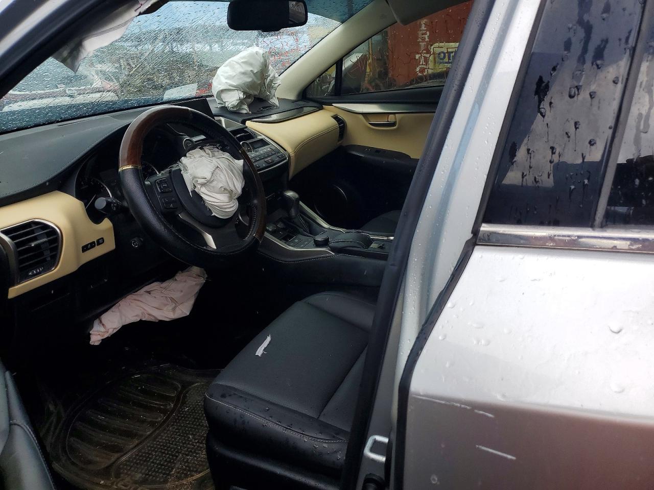 Lexus NX Base