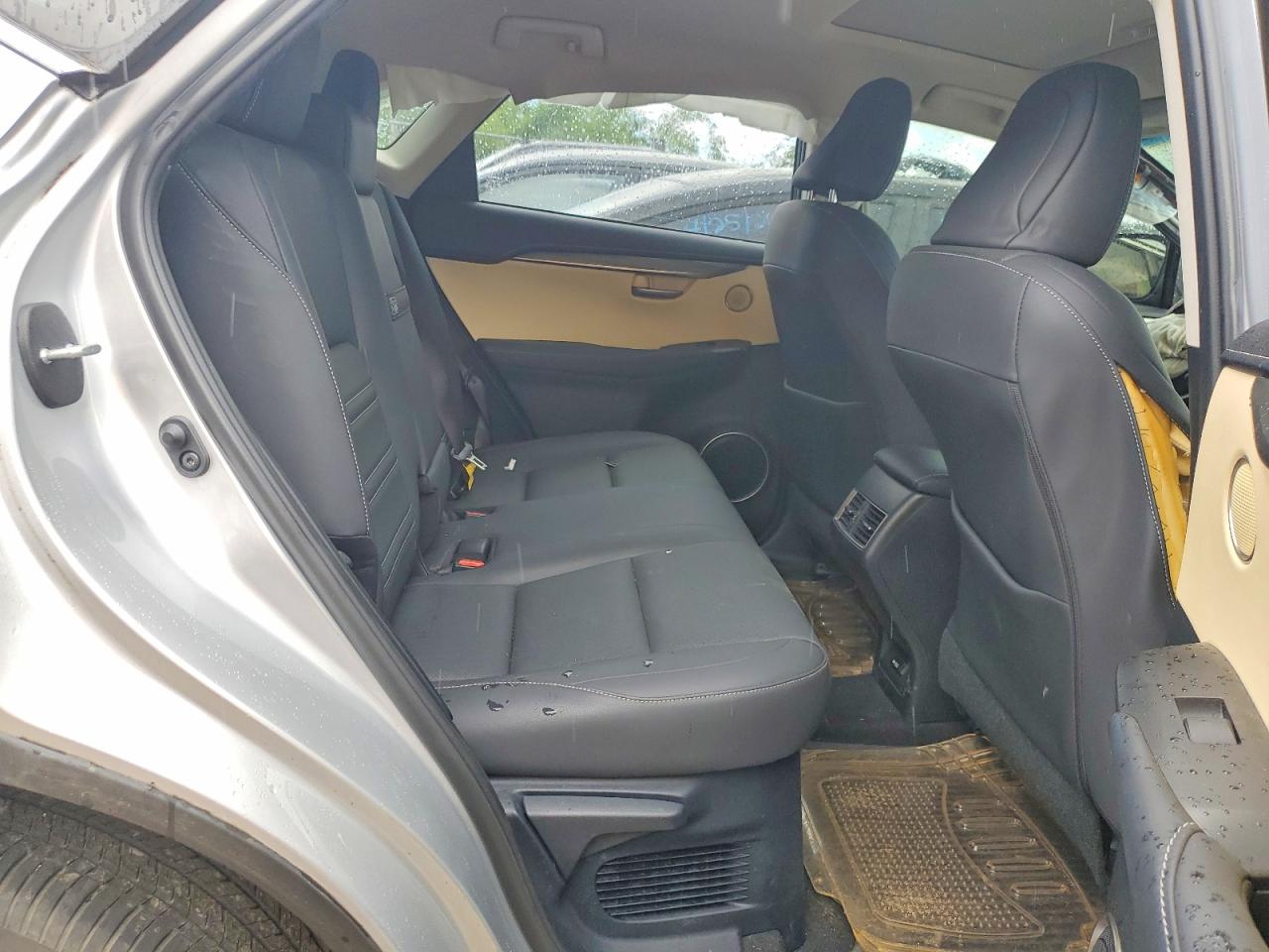 Lexus NX Base