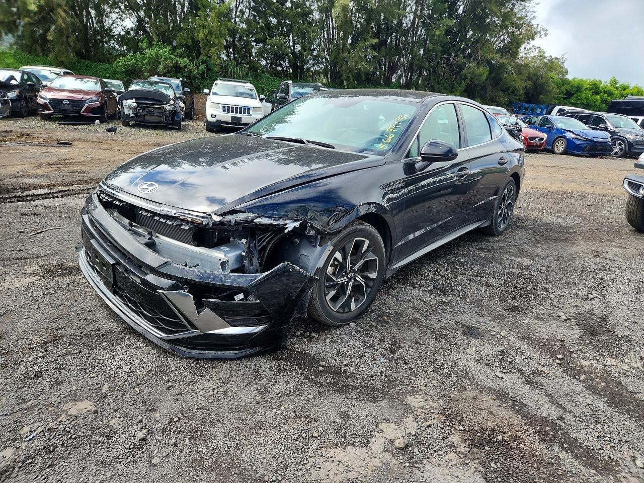 Salvage Hyundai SONATA Image