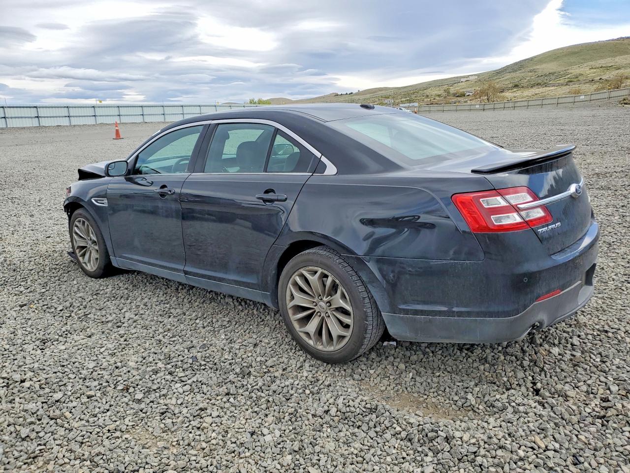 Ford Taurus Limited