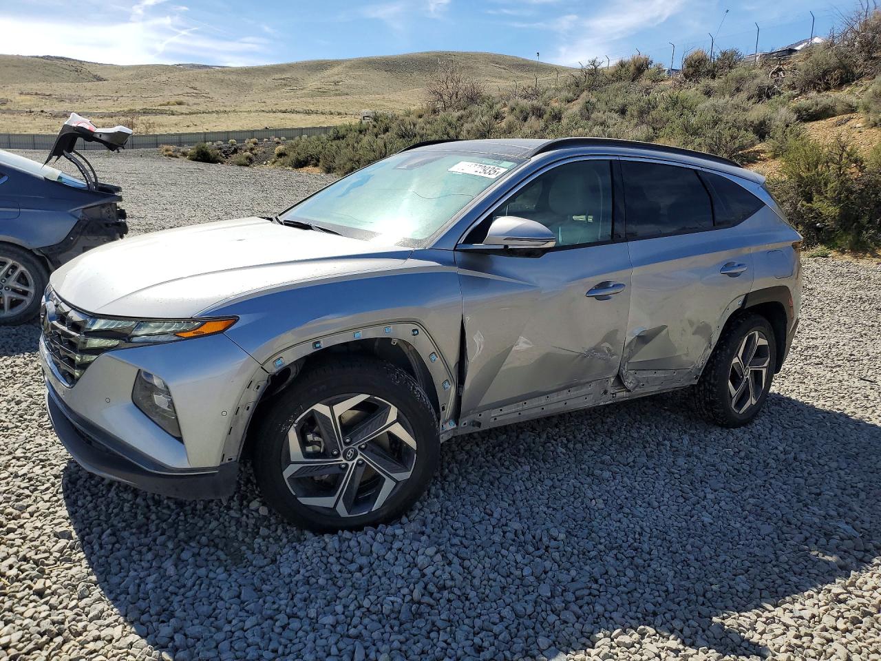 Salvage Hyundai TUCSON Image