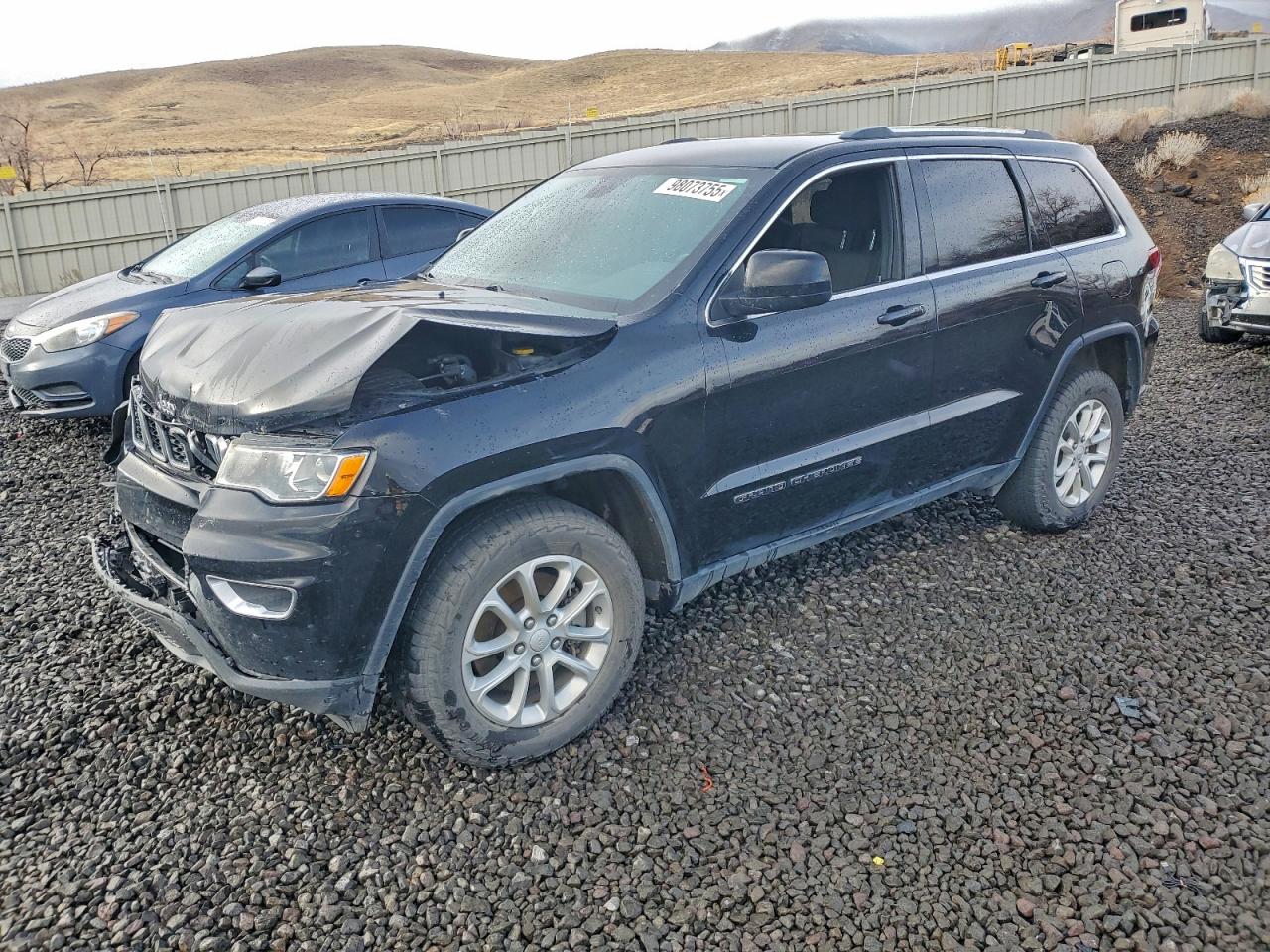 Salvage Jeep Grand Cherokee Image