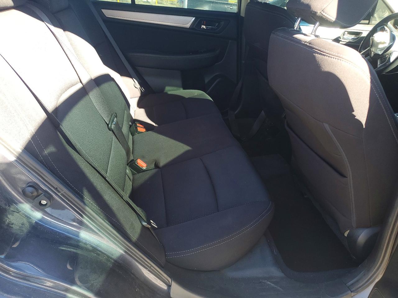 Subaru Legacy 2.5i Premium
