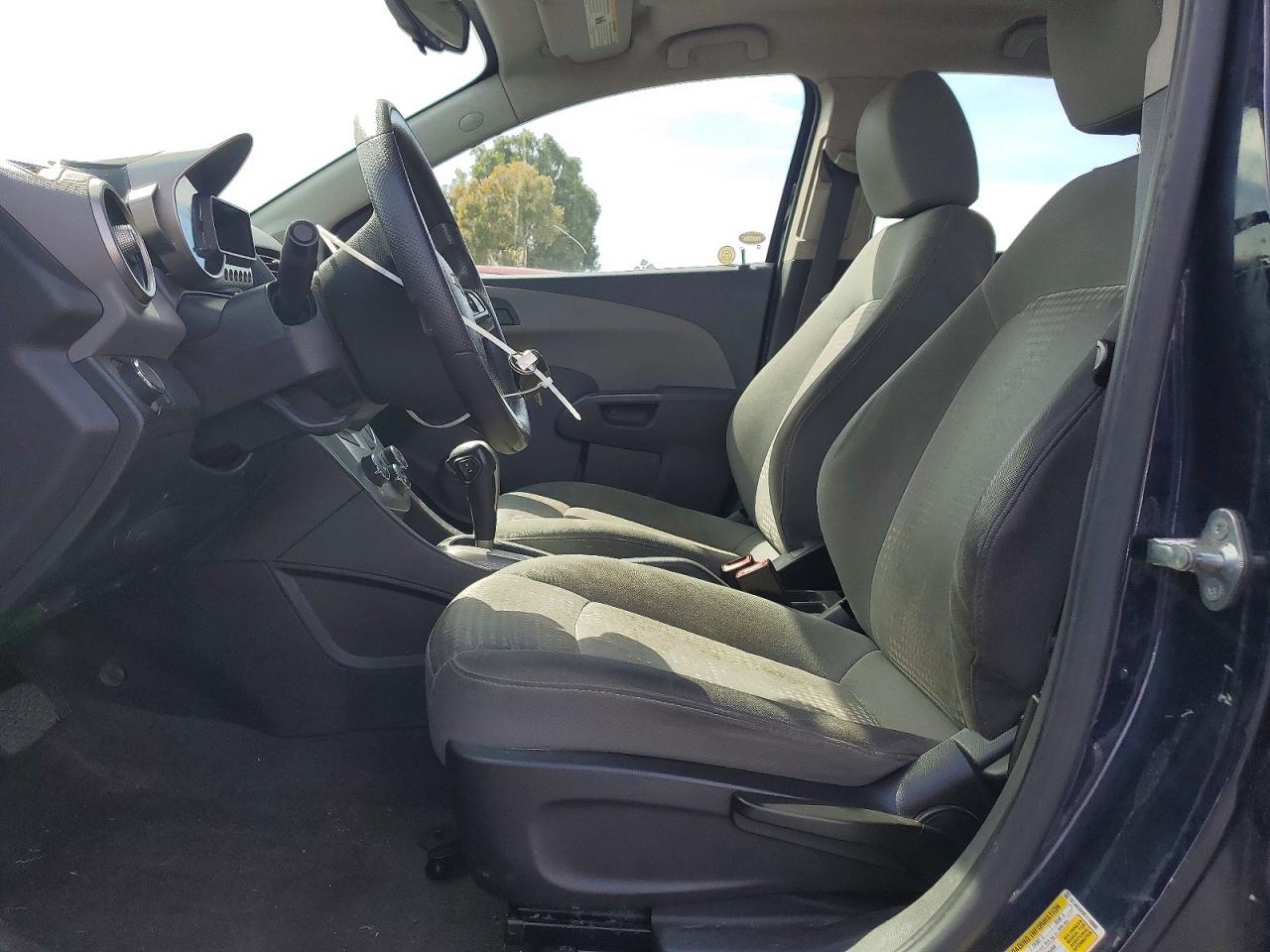 Chevrolet Sonic Ls