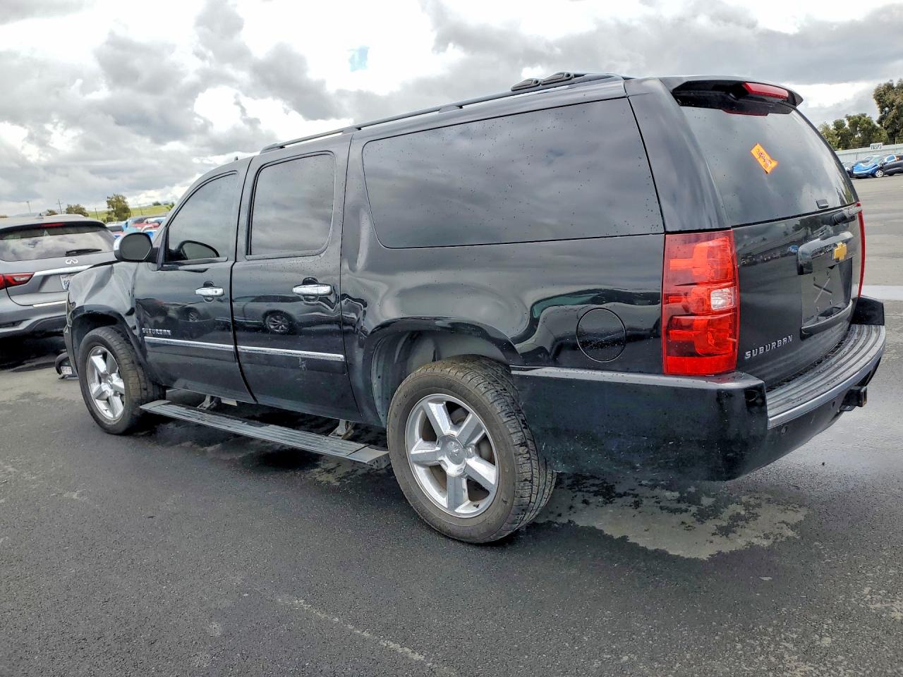 Chevrolet Suburban C1500 Ltz