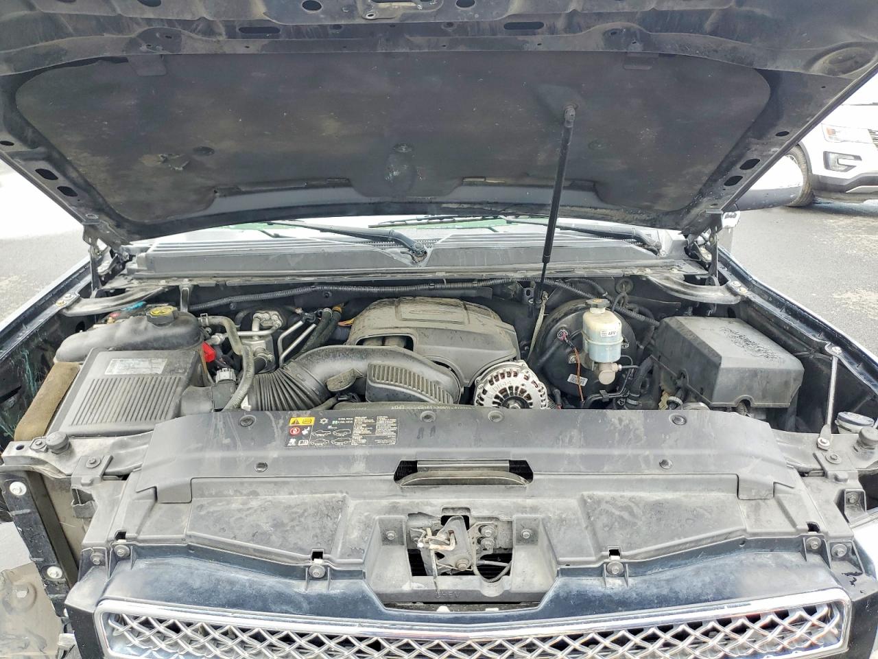 Chevrolet Suburban C1500 Ltz