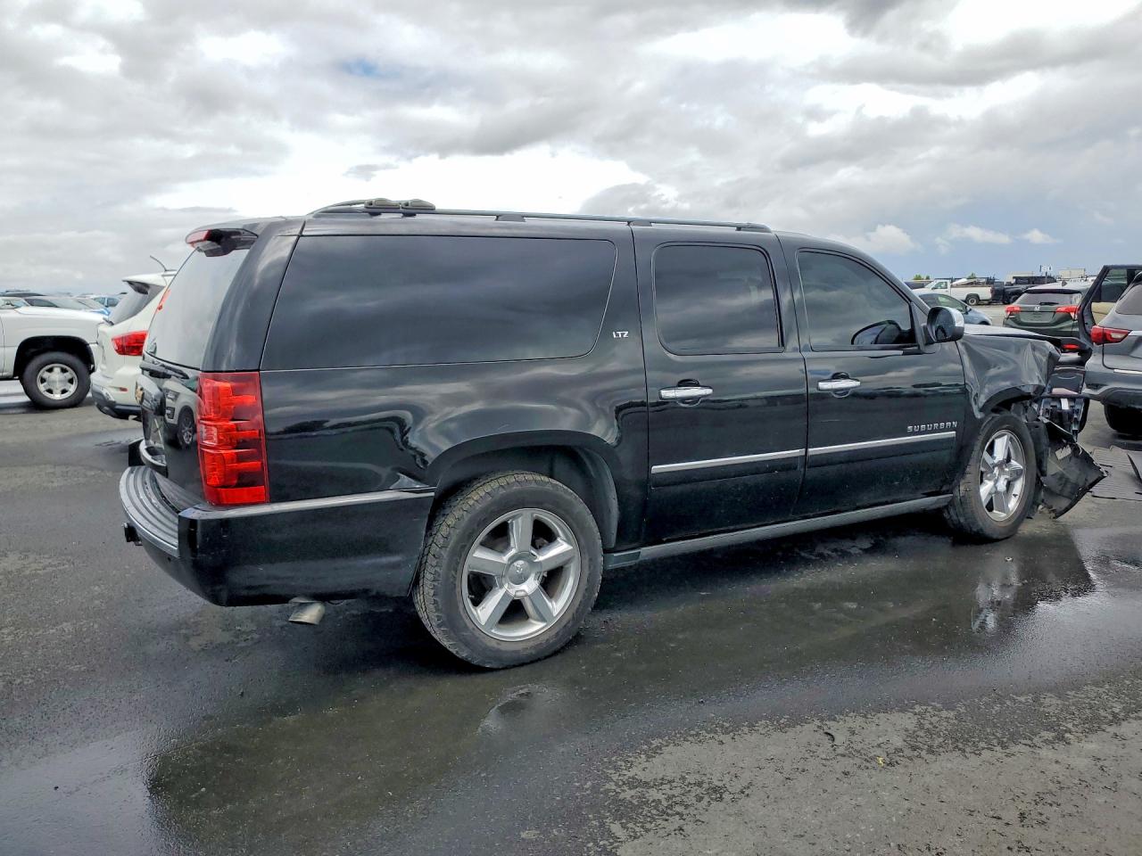 Chevrolet Suburban C1500 Ltz
