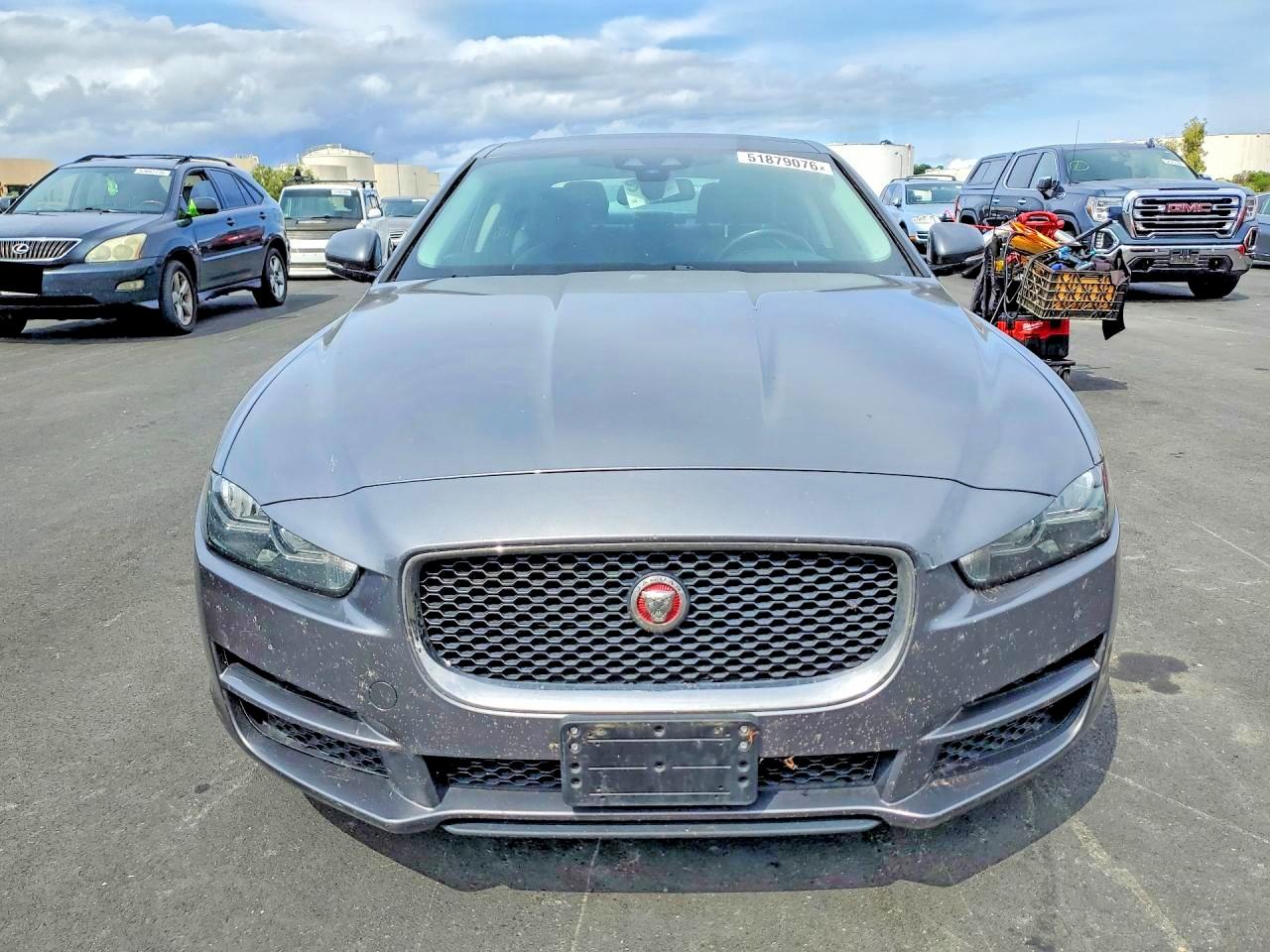 Jaguar XE Prestige