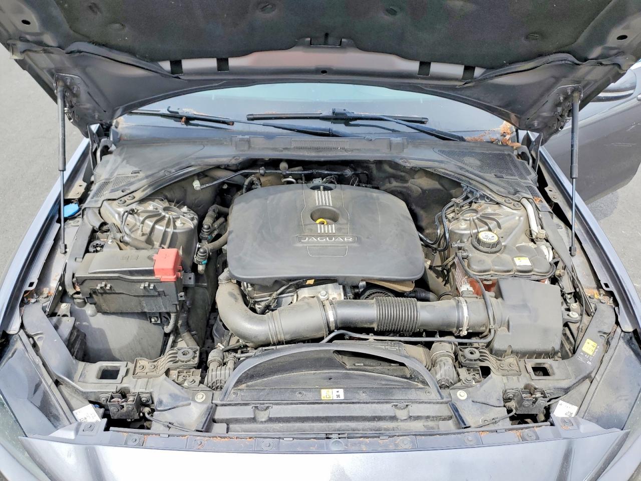 Jaguar XE Prestige