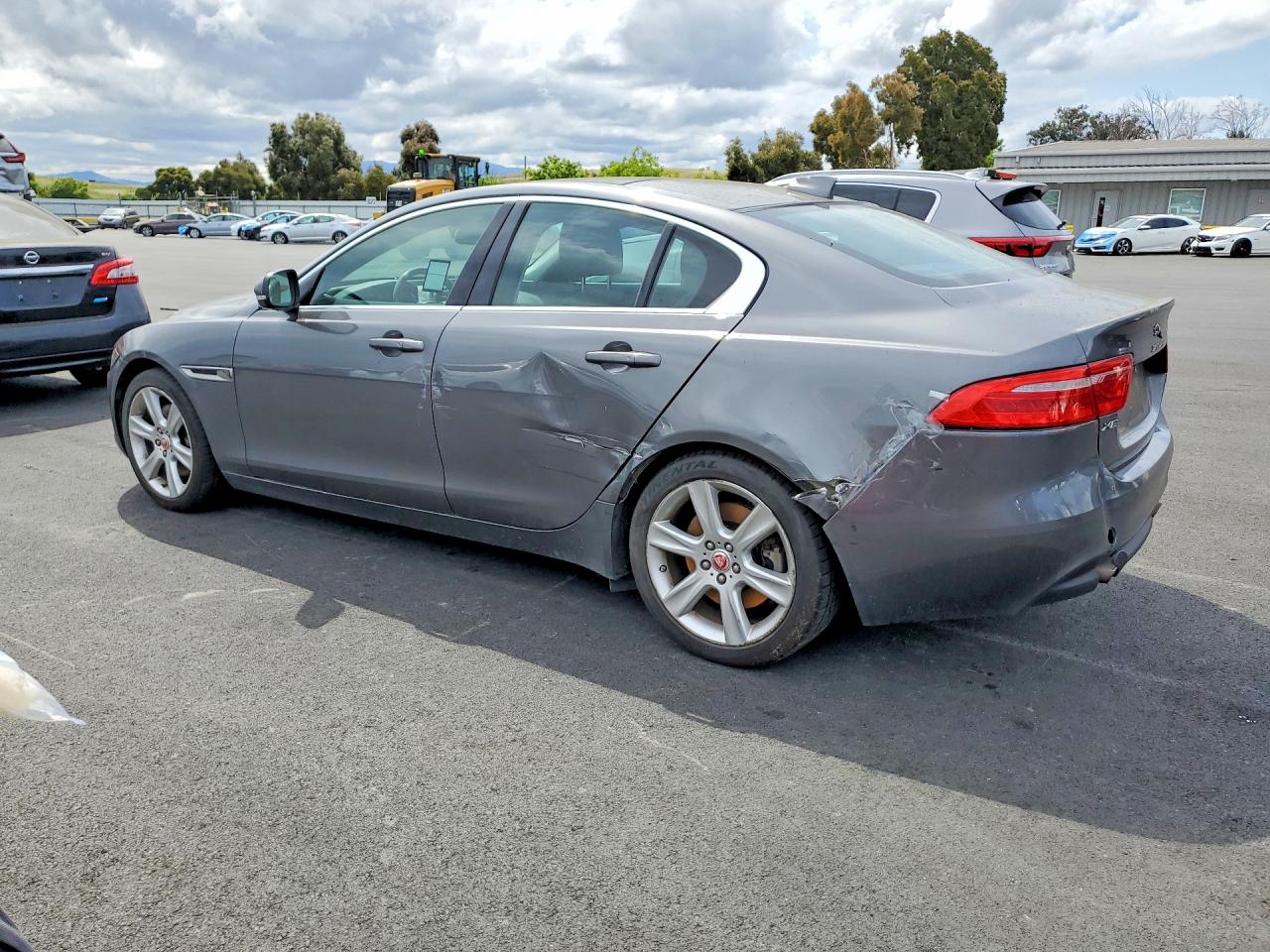 Jaguar XE Prestige