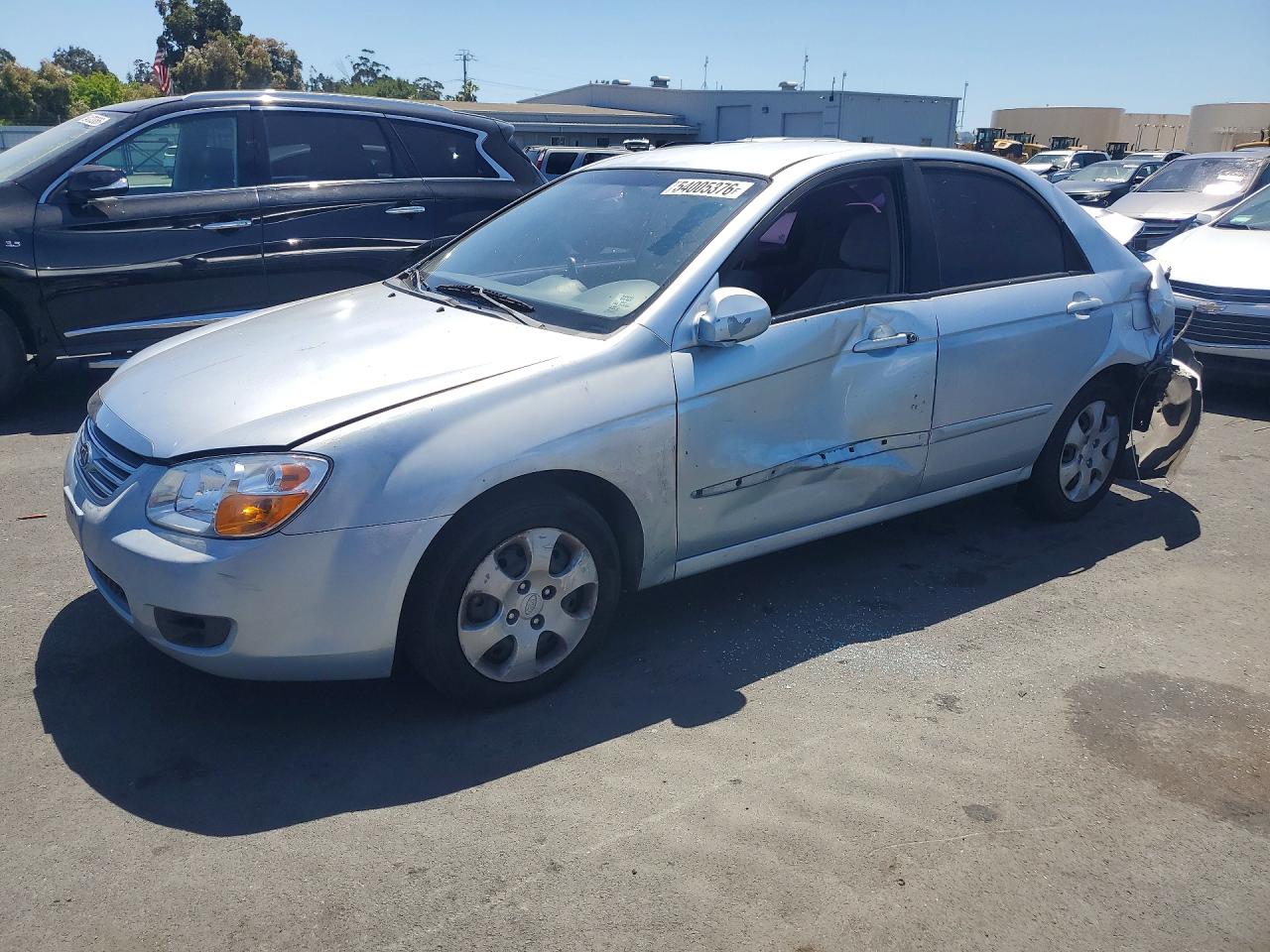 Salvage Kia Spectra Image