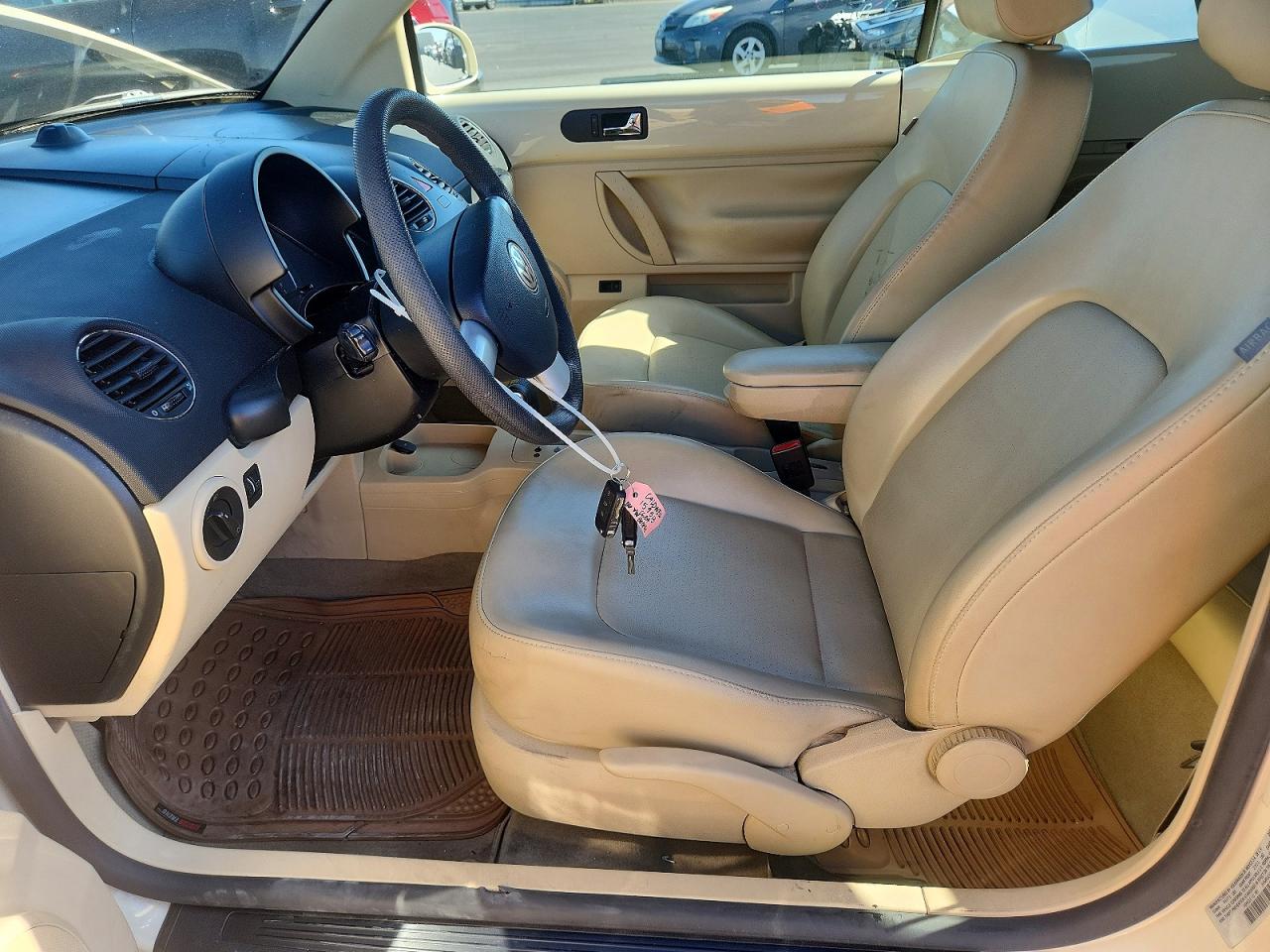 Volkswagen Beetle Convertible Option Package 1