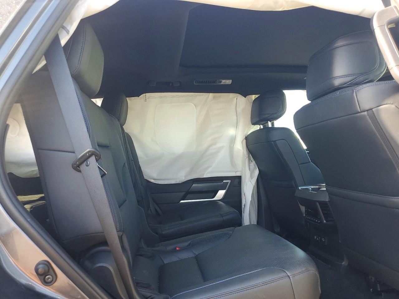 Toyota Sequoia Platinum