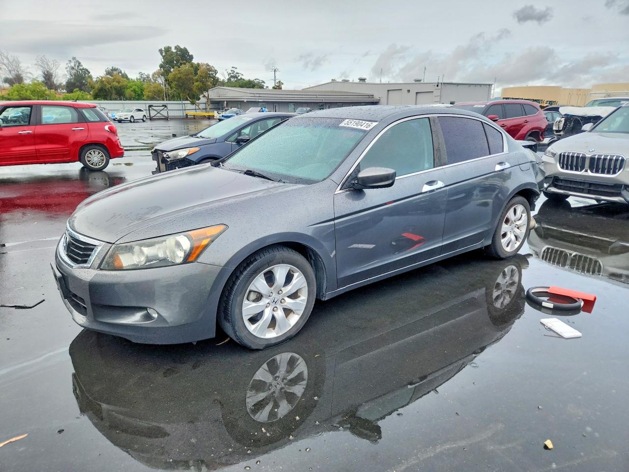 Salvage Honda Accord Image