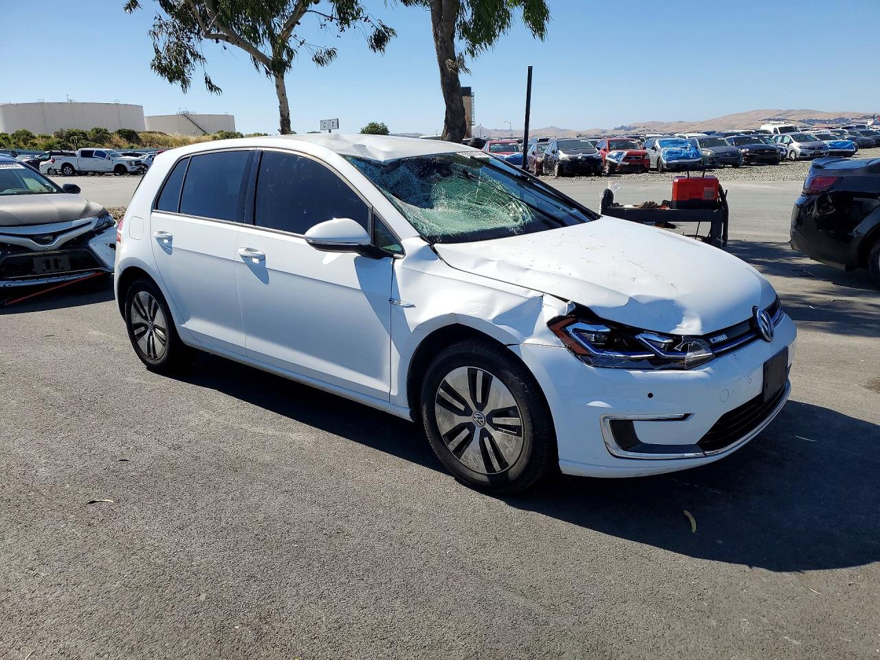 Volkswagen Golf Sel Premium