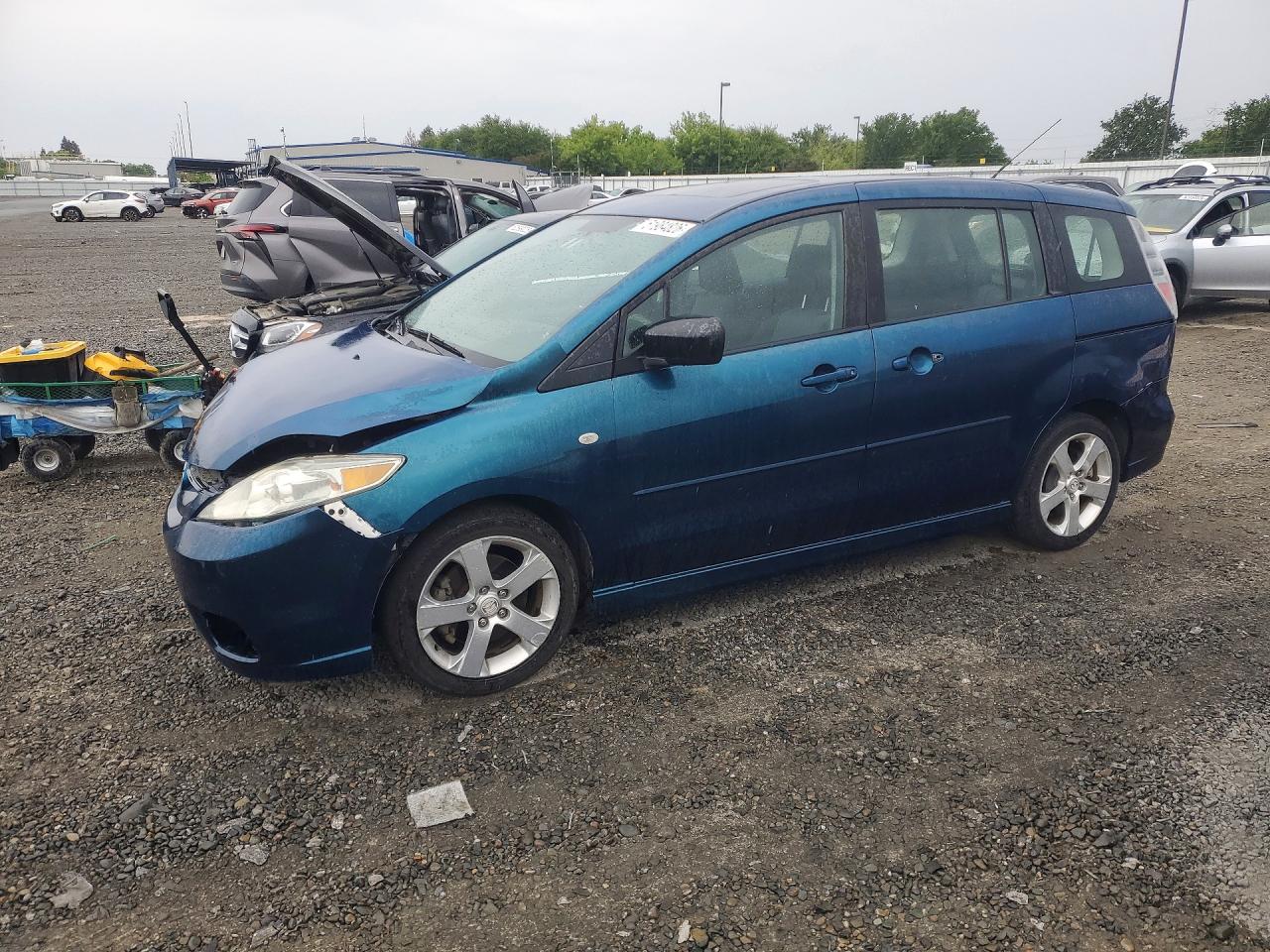 Salvage Mazda 5 Image