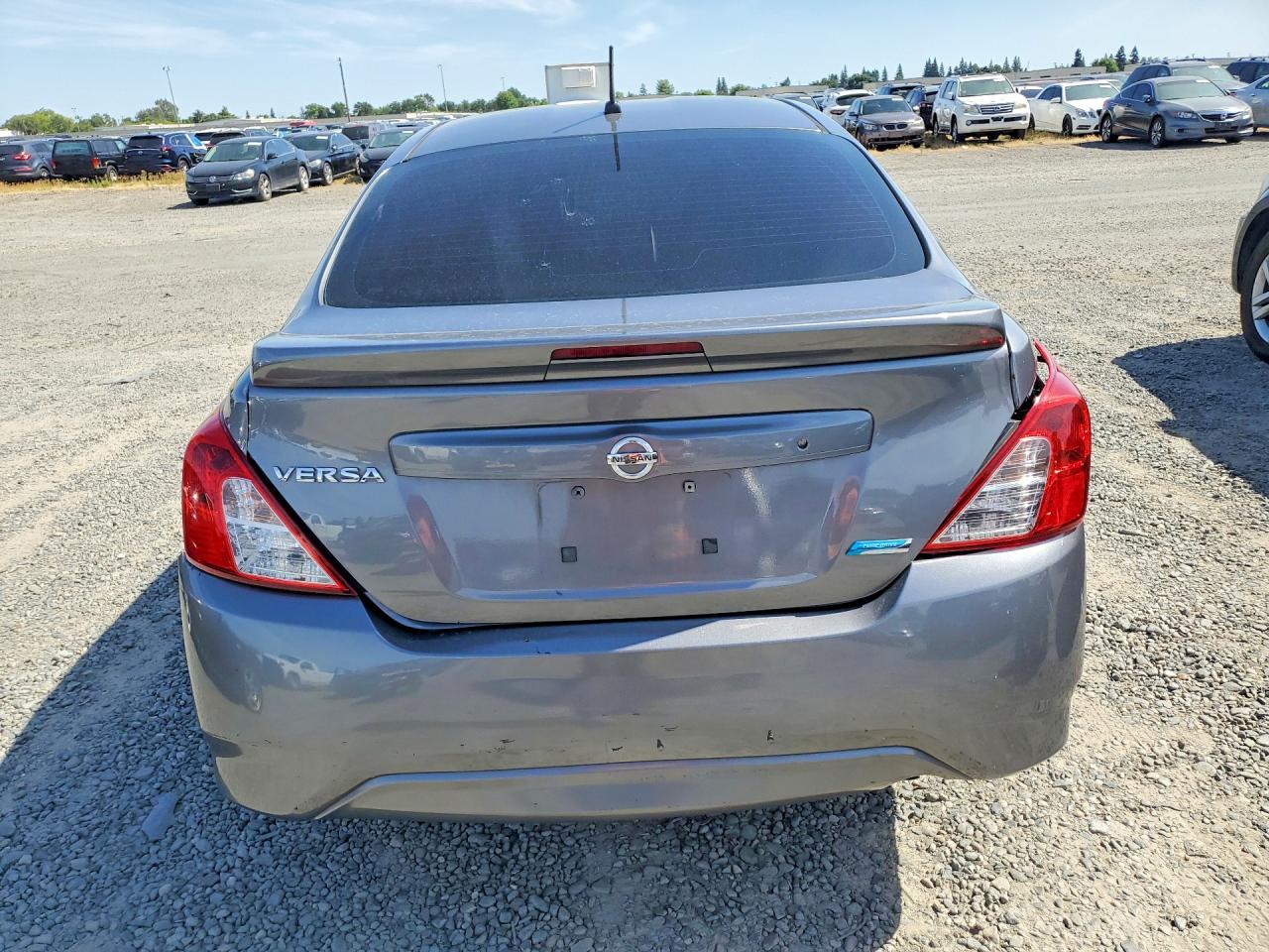 Nissan Versa 1.6 Sv