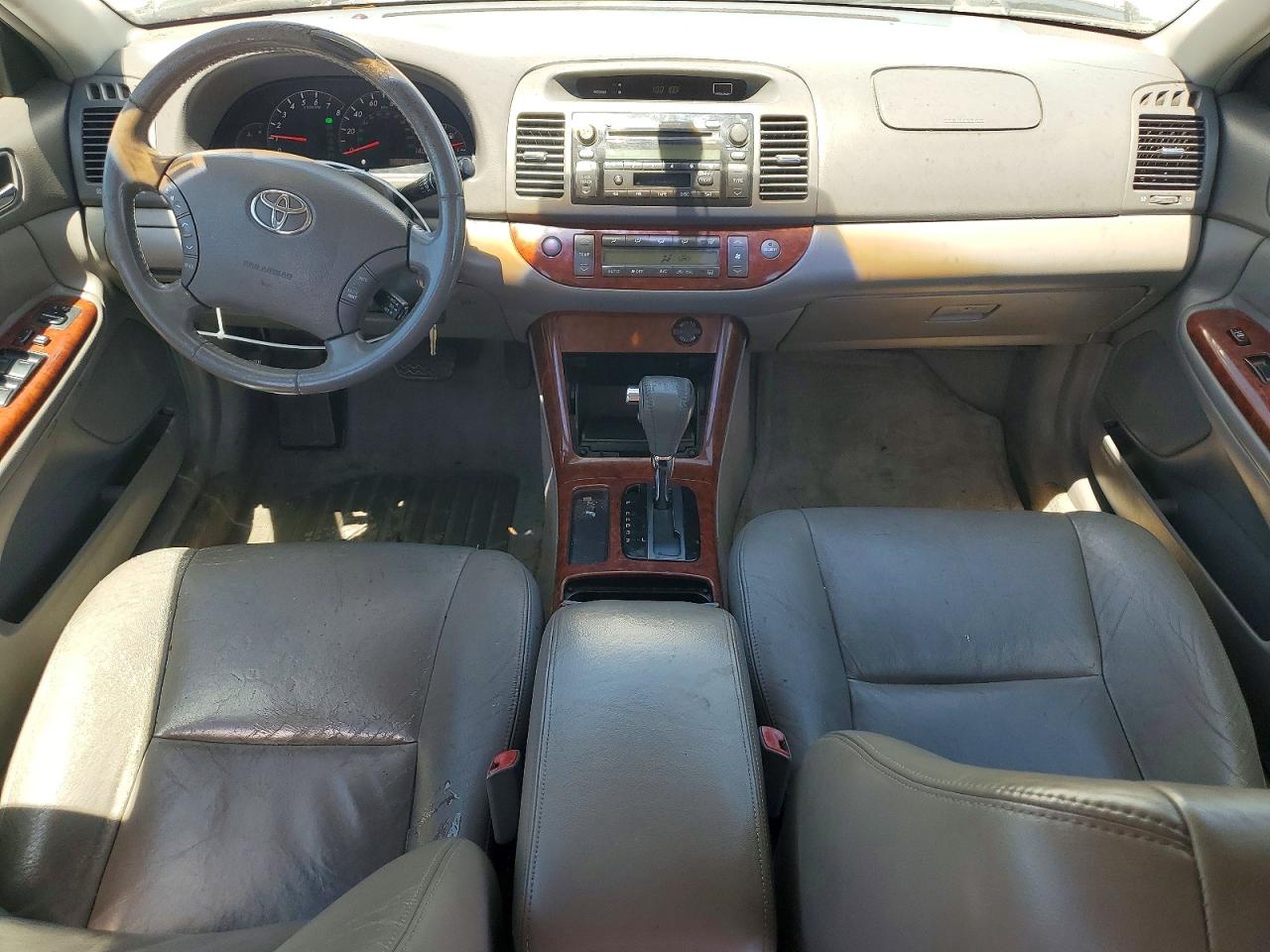Toyota Camry Xle