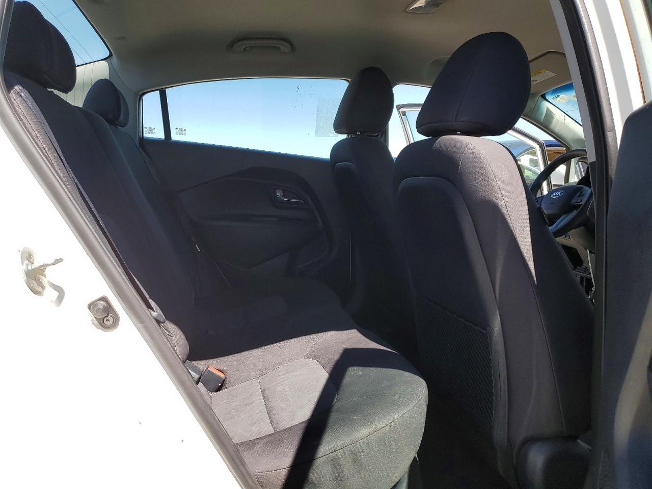 Kia Rio Lx