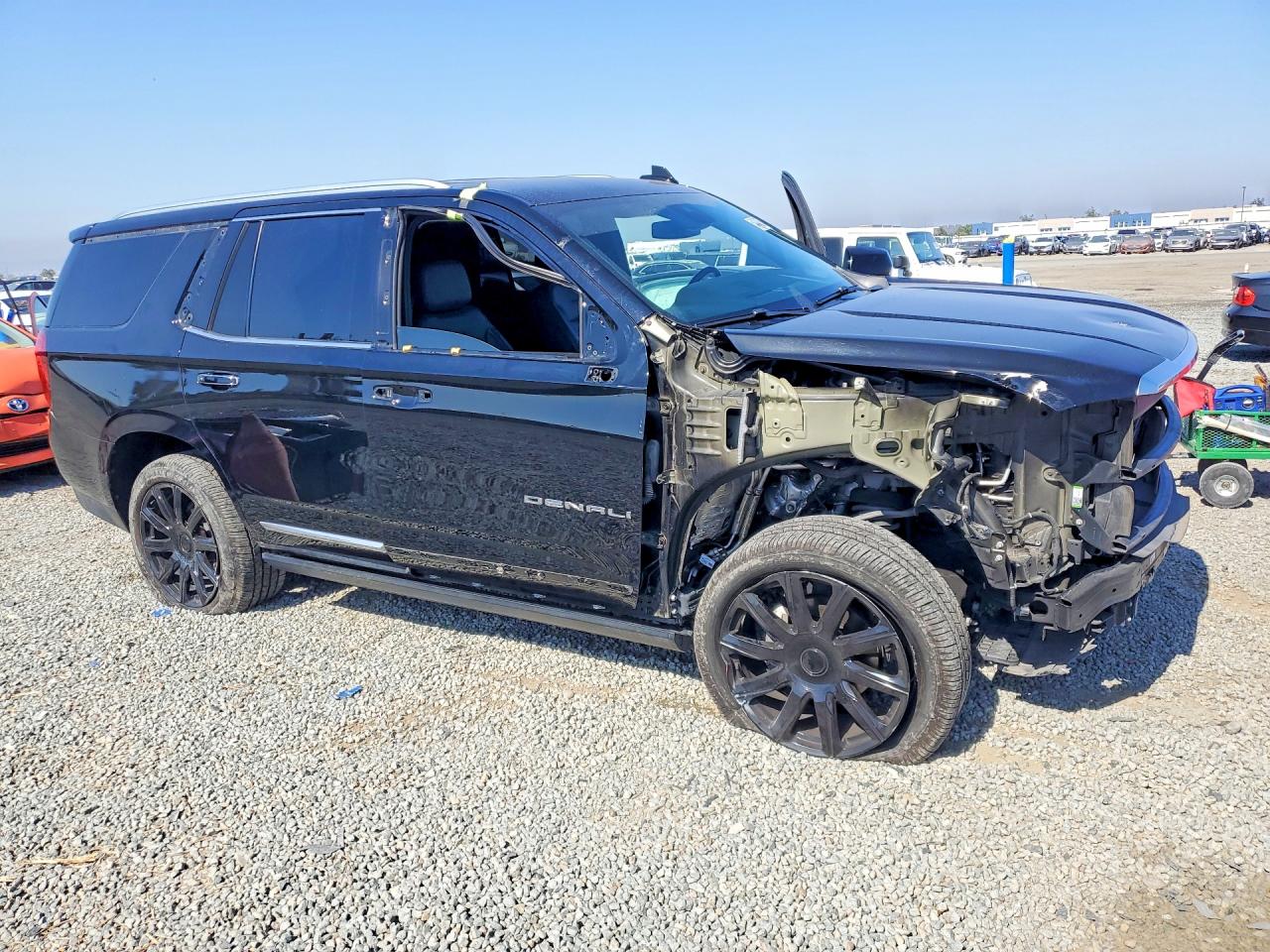 GMC Yukon Denali