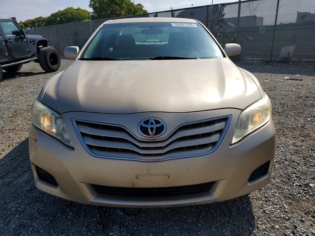 Toyota Camry Le