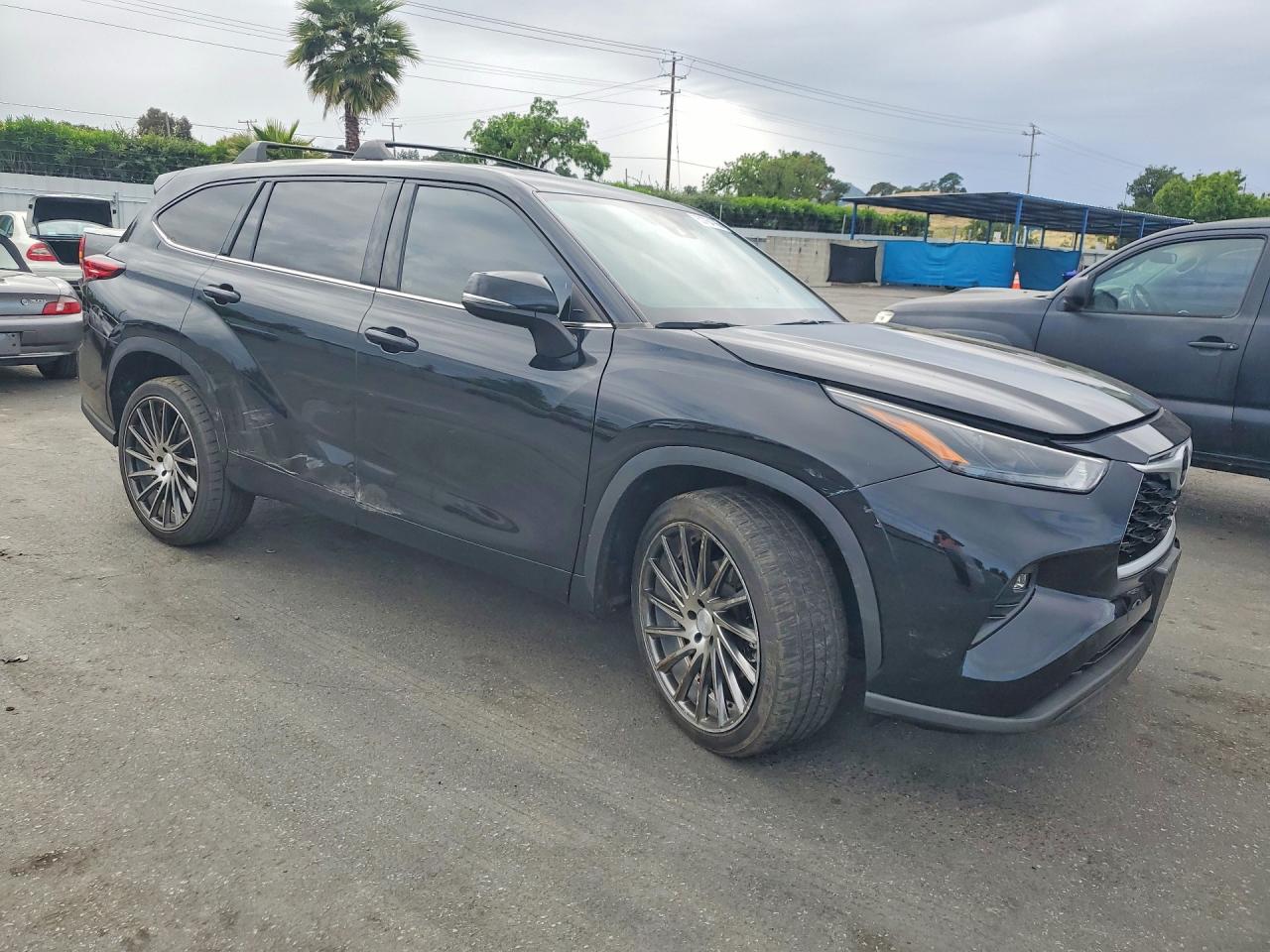 Toyota Highlander Le