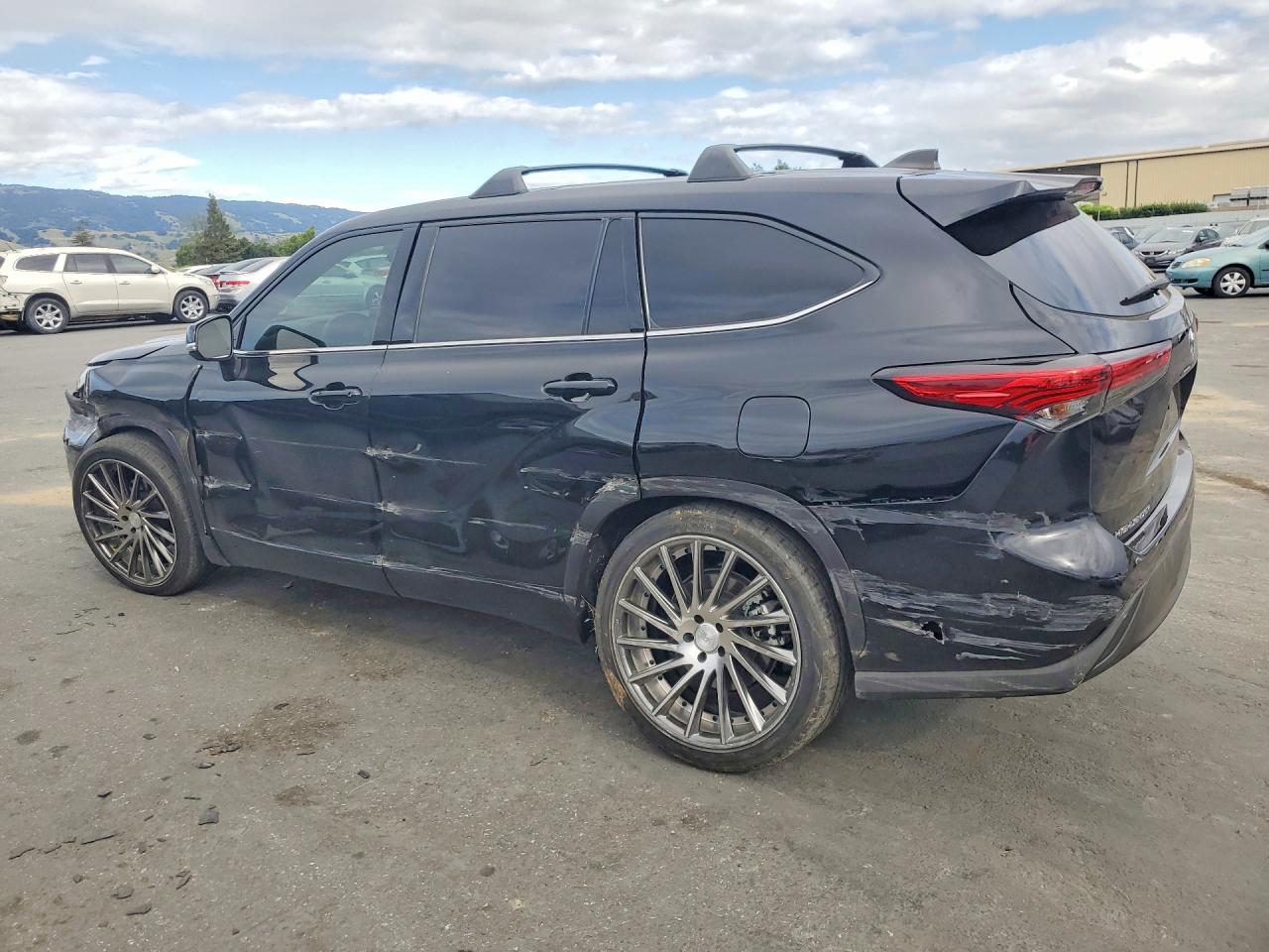Toyota Highlander Le